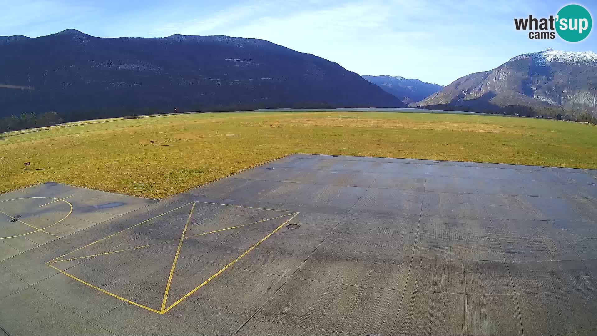 Webcam des Flughafens Bovec – Skydive Bovec
