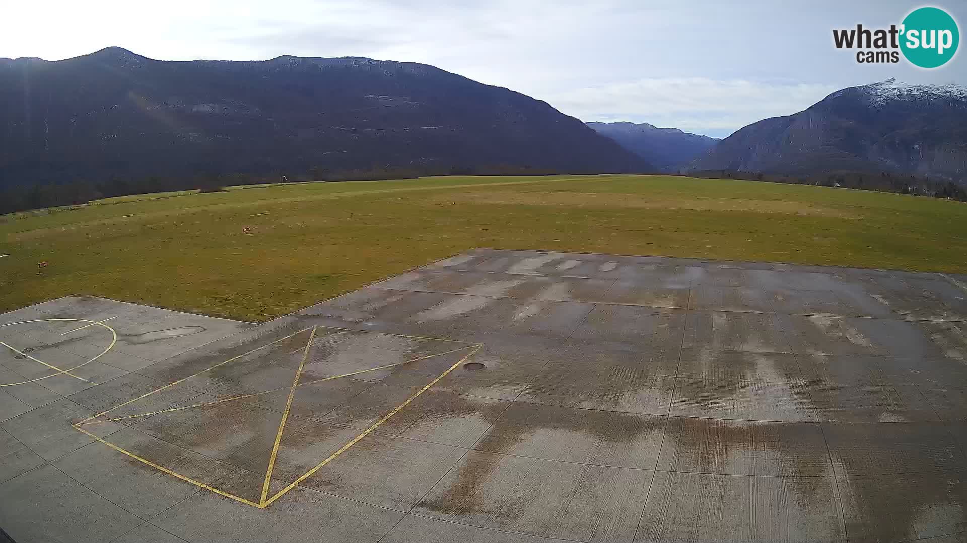 Cámara web del aeropuerto de Bovec – Skydive Bovec