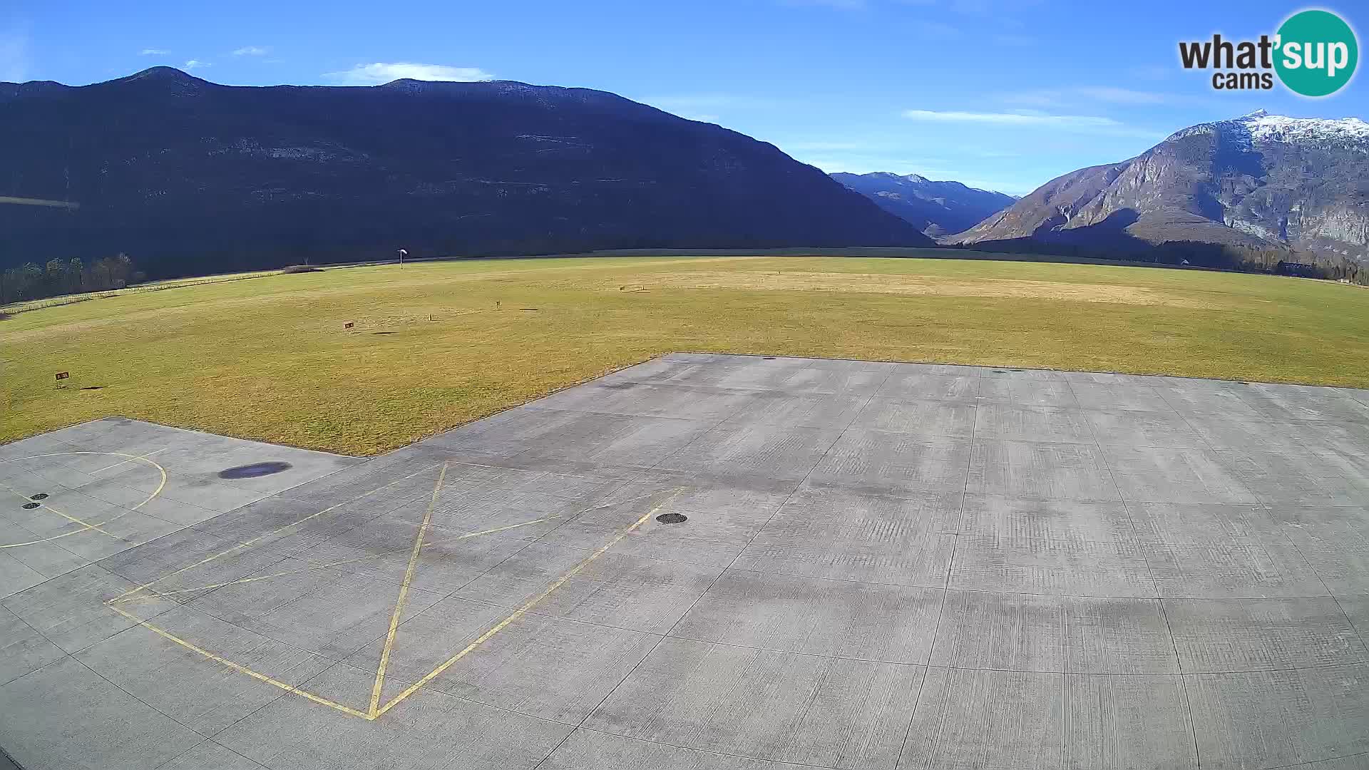 Webcam des Flughafens Bovec – Skydive Bovec