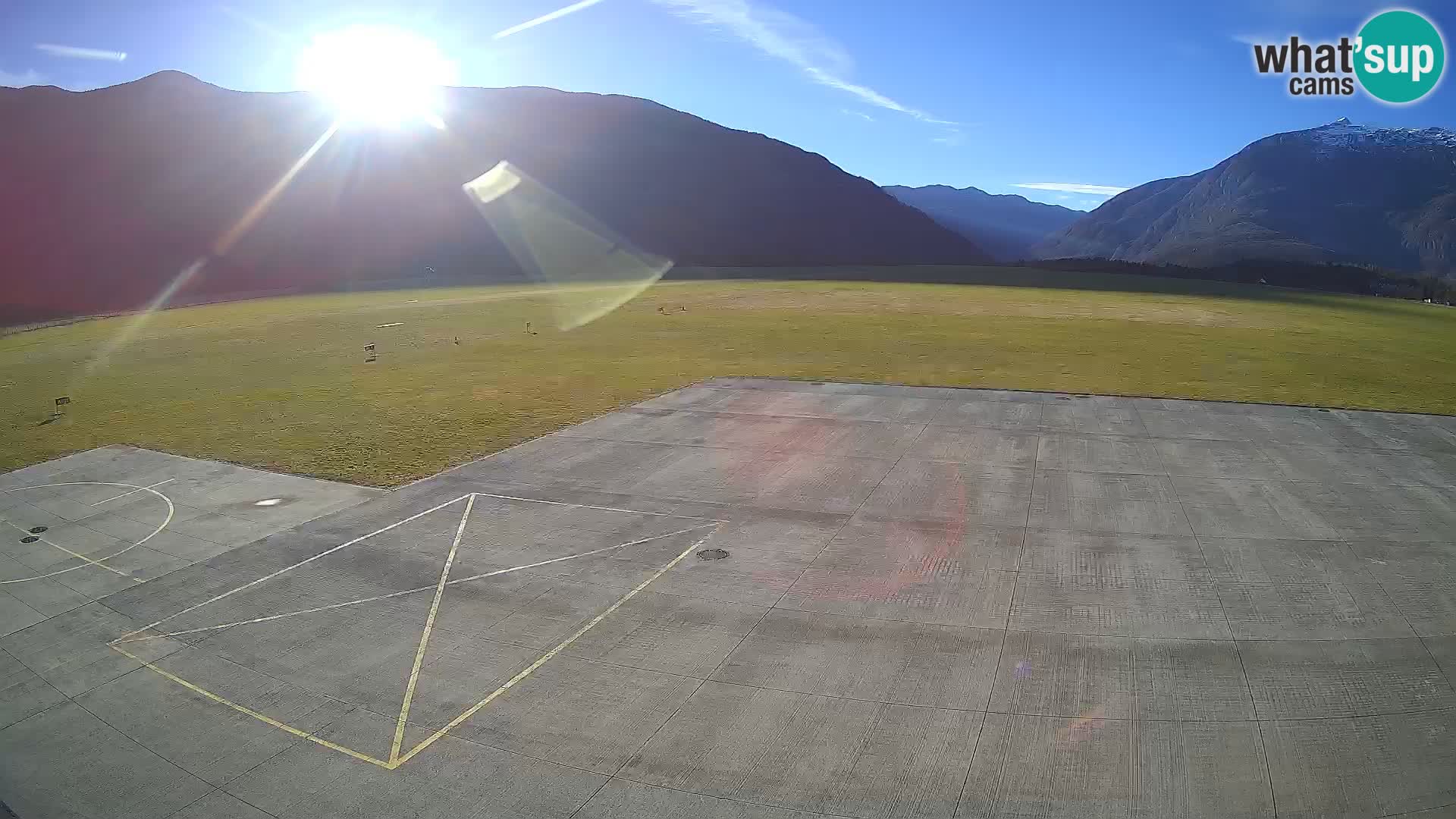 Webcam des Flughafens Bovec – Skydive Bovec