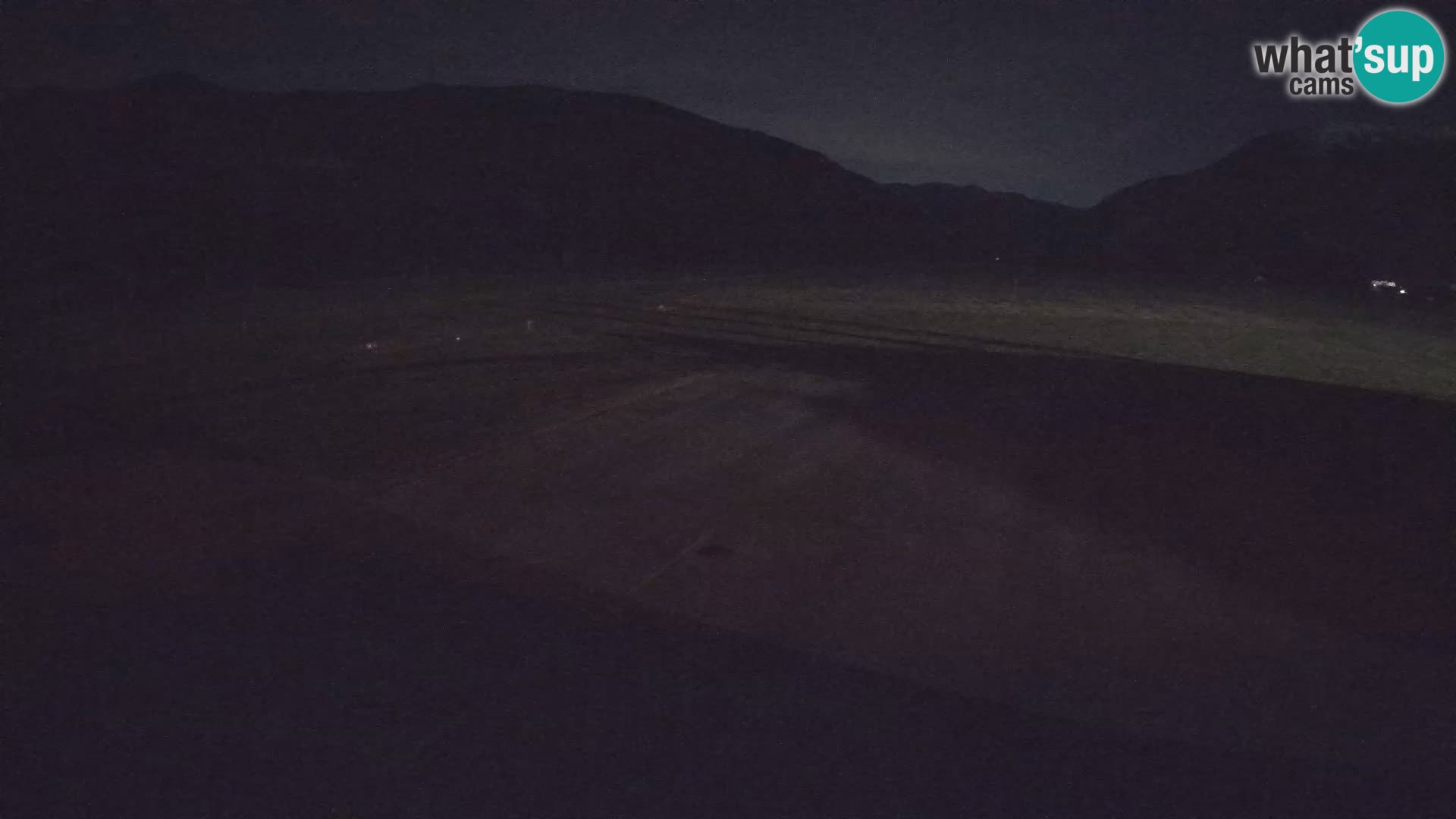 Bovec spletna kamera letališče – Skydive Bovec