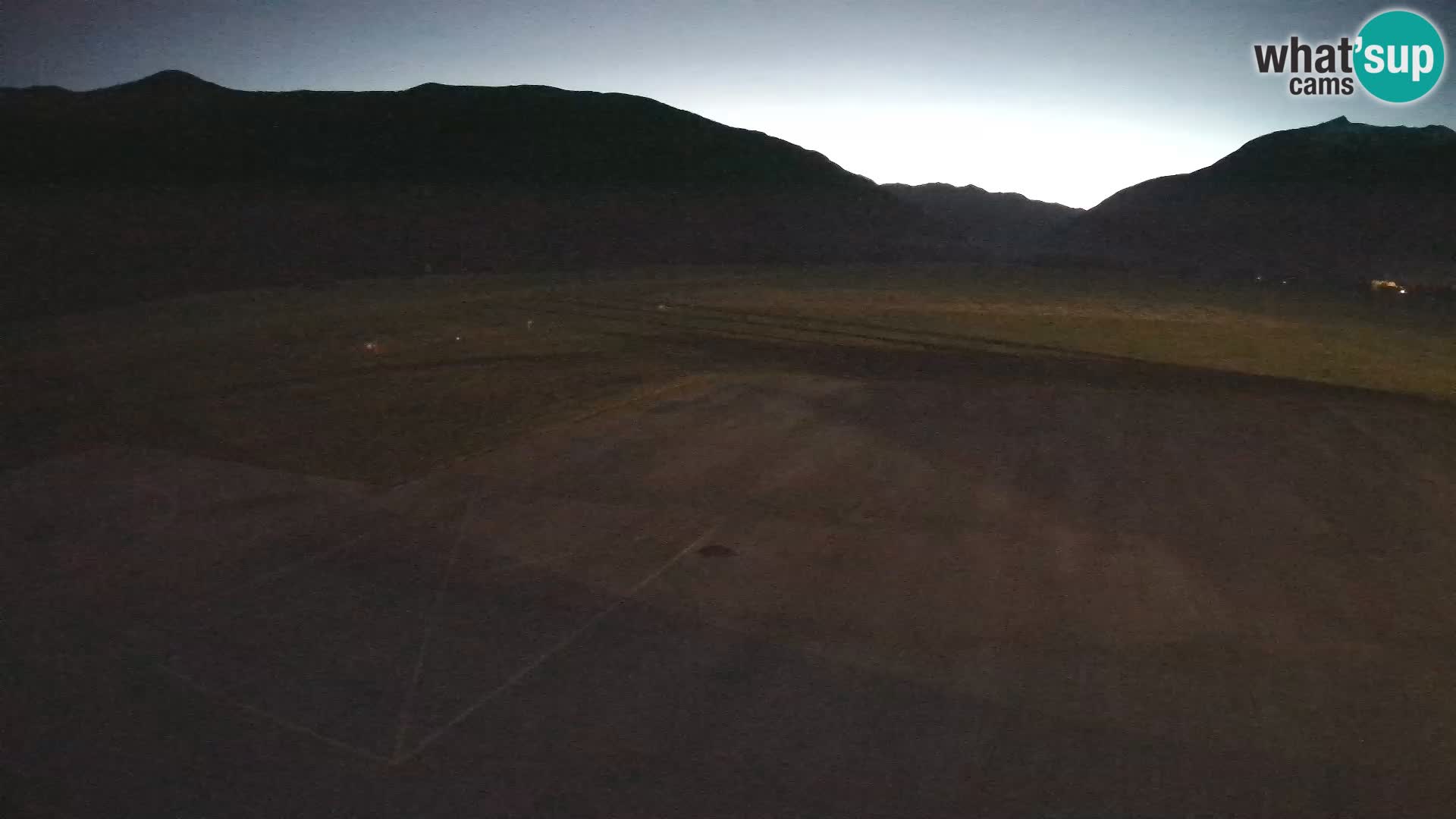 Cámara web del aeropuerto de Bovec – Skydive Bovec
