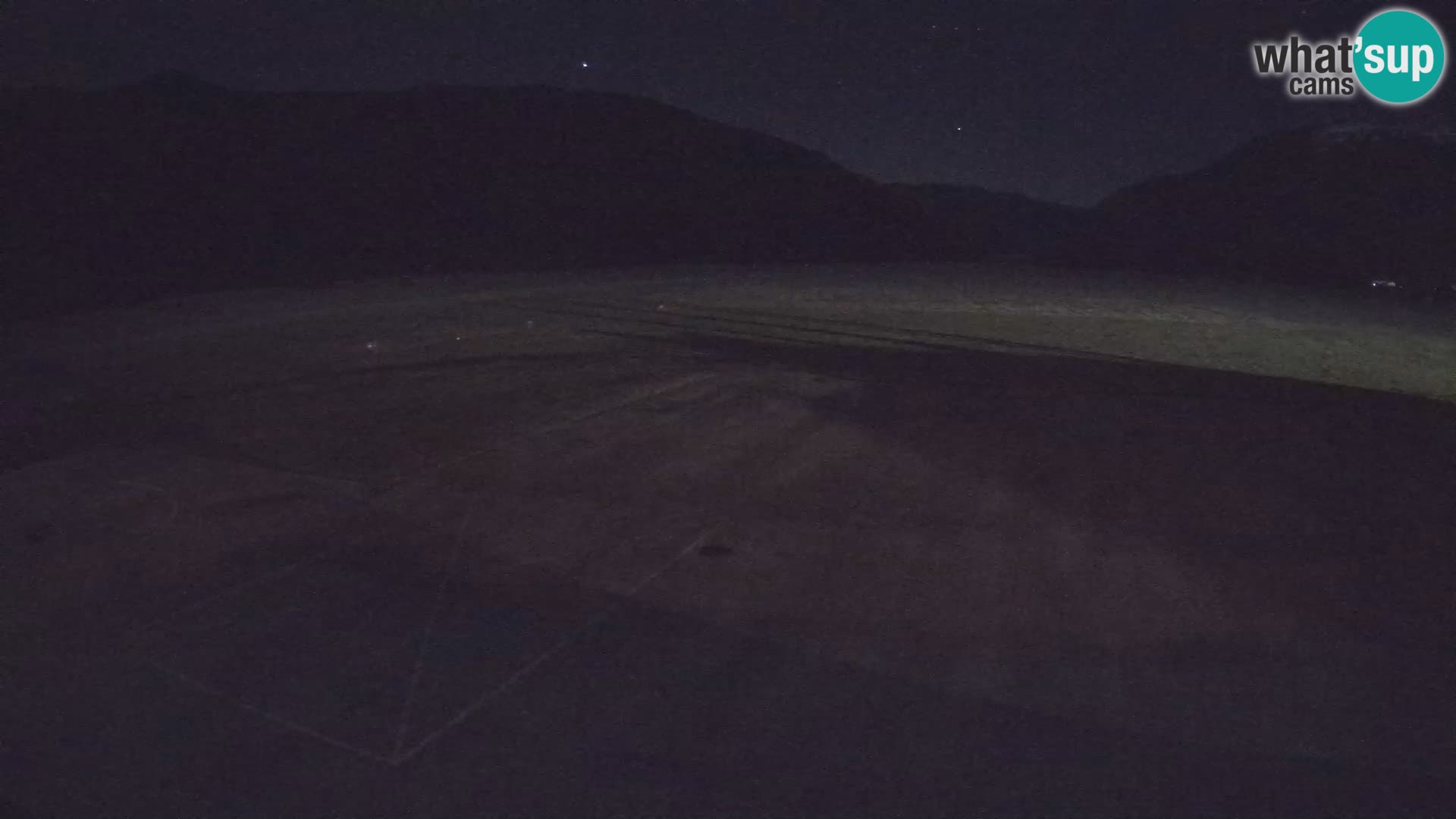 Webcam aereoporto di Bovec (Plezzo) – Vista verso il Kanin