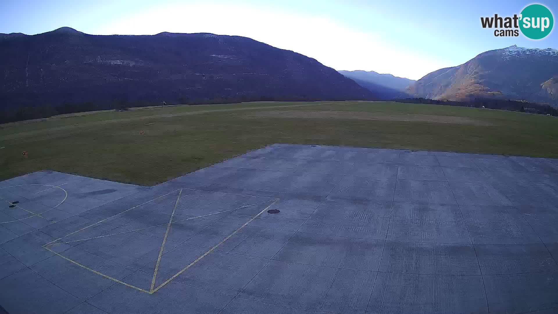 Webcam de l’aéroport de Bovec – Skydive Bovec