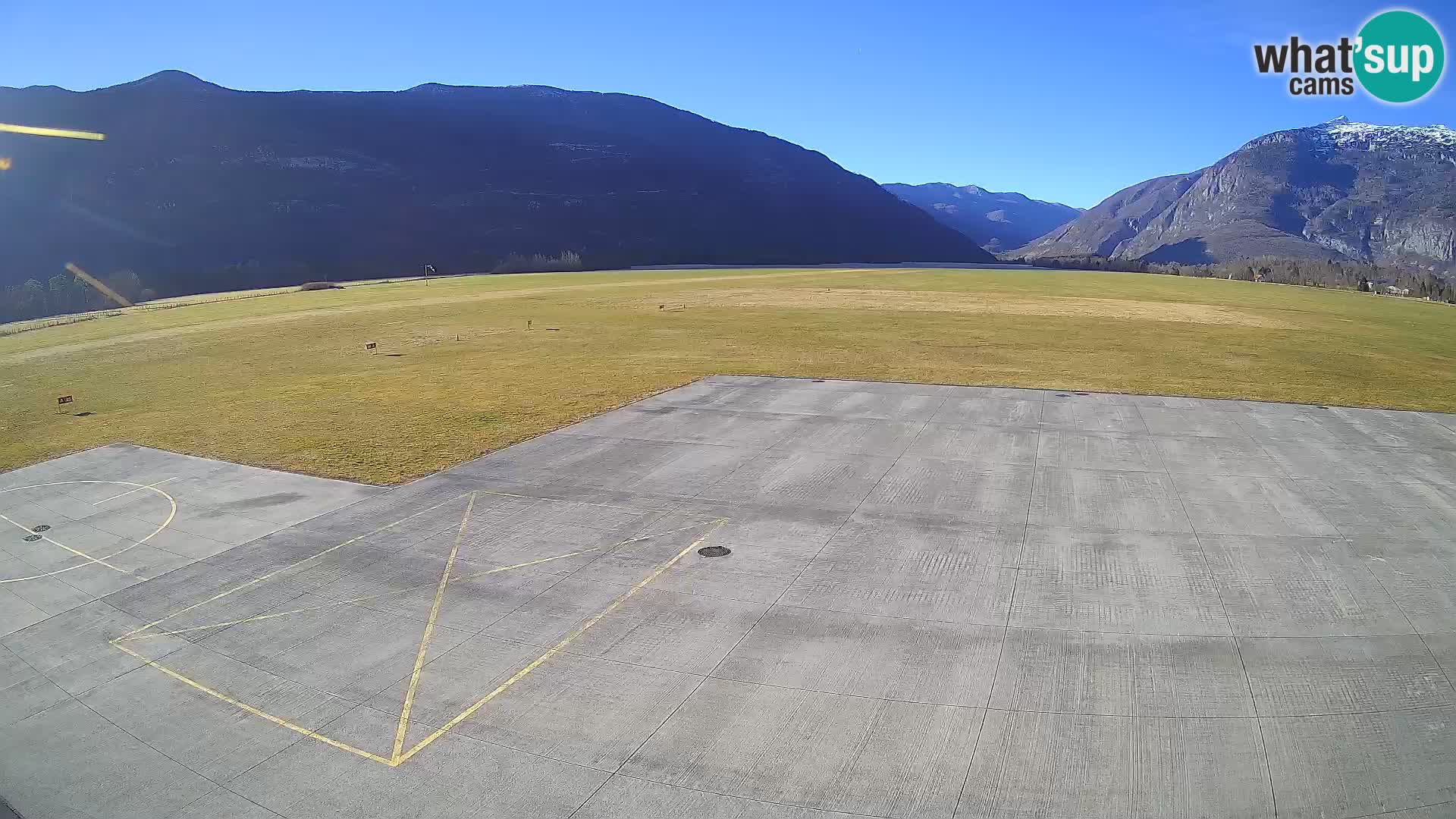 Webcam de l’aéroport de Bovec – Skydive Bovec