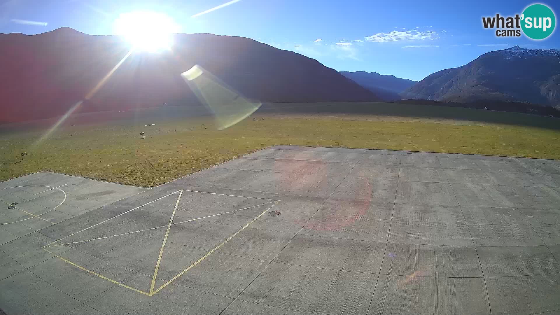 Cámara web del aeropuerto de Bovec – Skydive Bovec