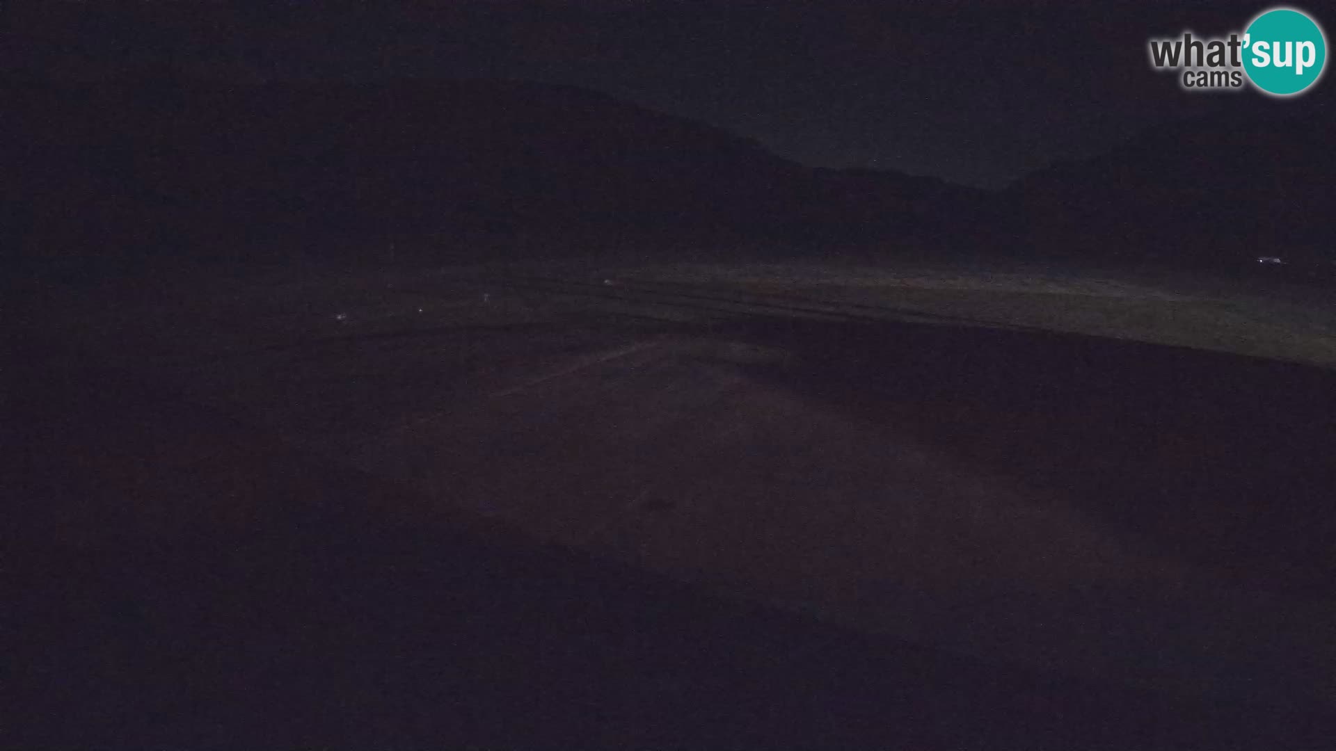 Webcam aereoporto di Bovec (Plezzo) – Vista verso il Kanin