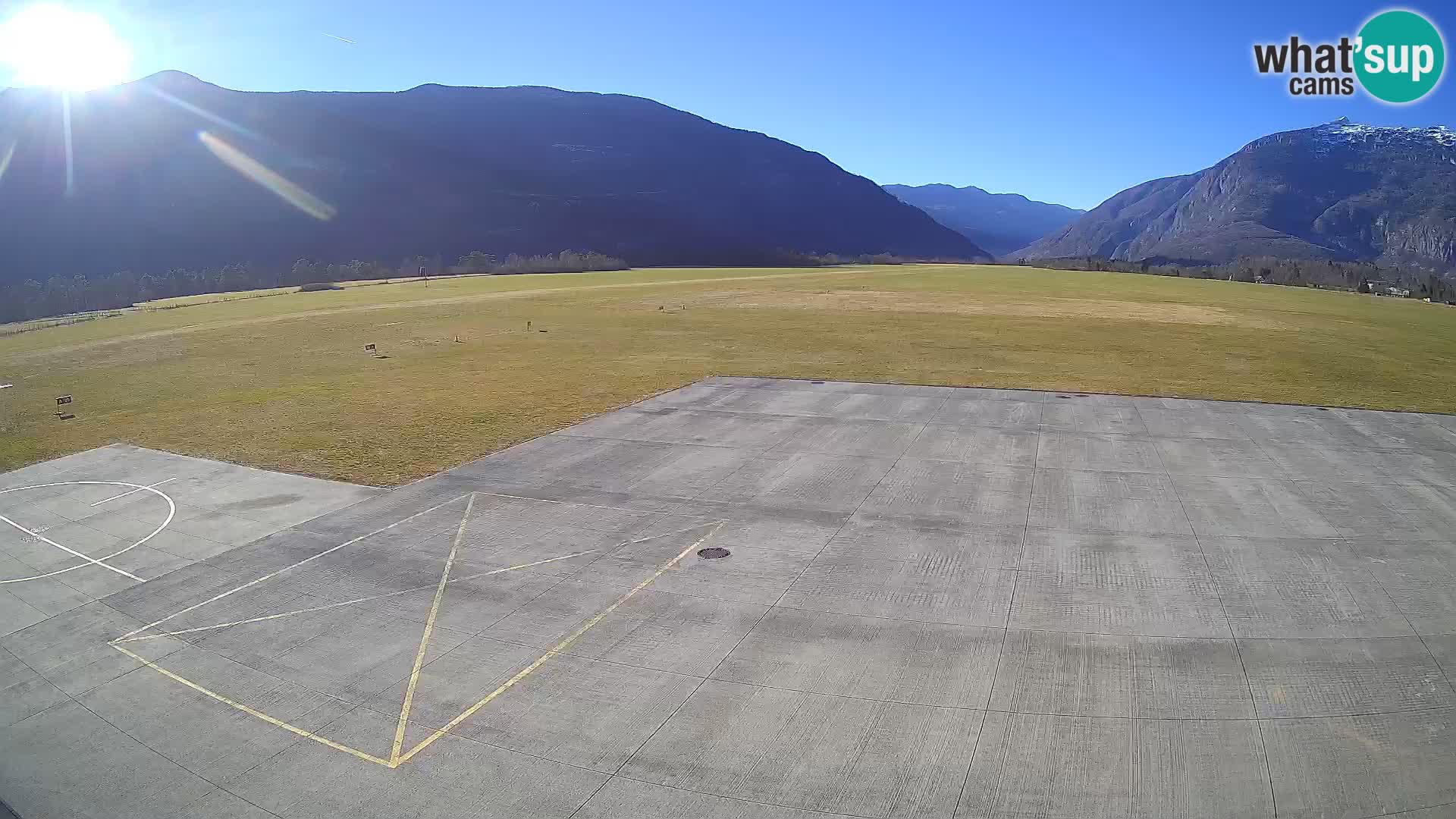 Cámara web del aeropuerto de Bovec – Skydive Bovec