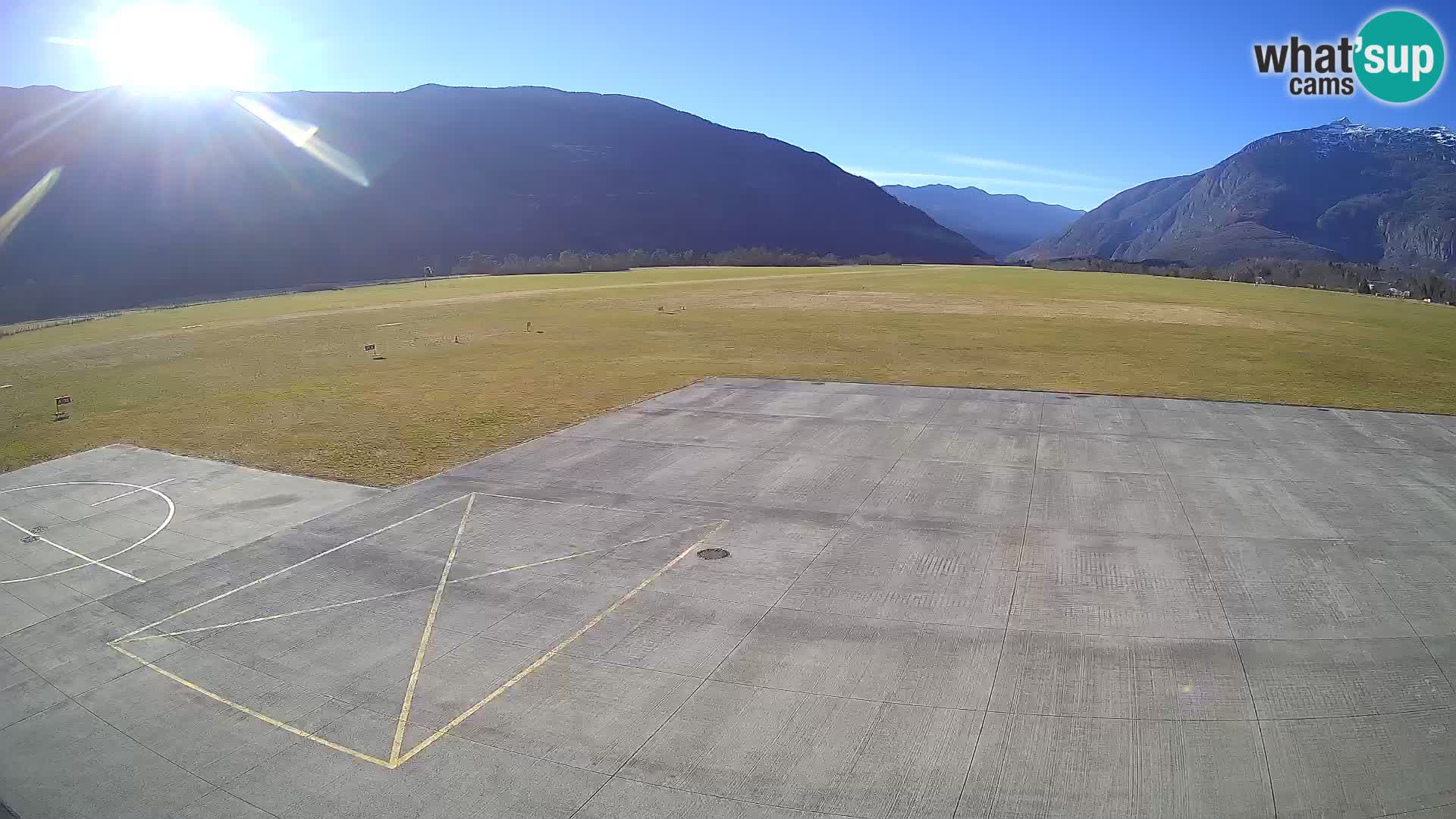 Webcam des Flughafens Bovec – Skydive Bovec