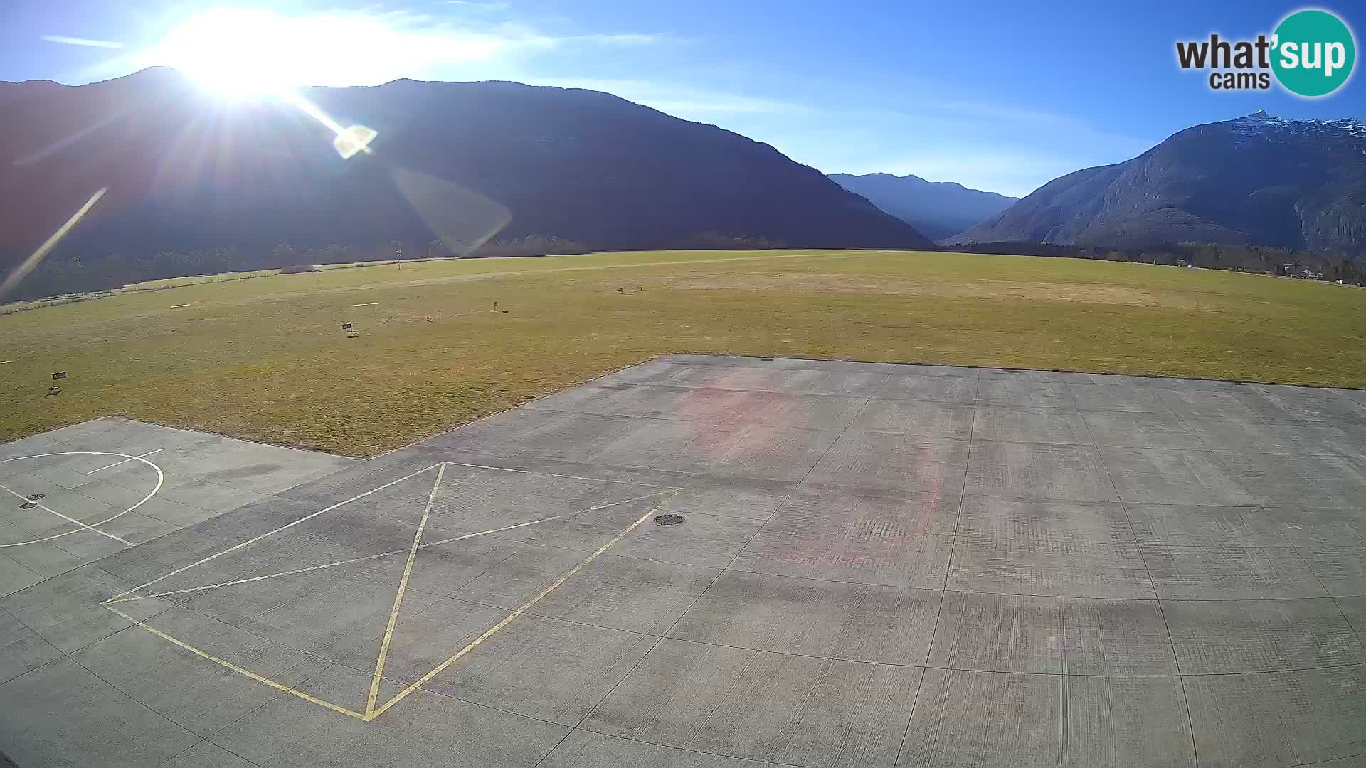 Cámara web del aeropuerto de Bovec – Skydive Bovec