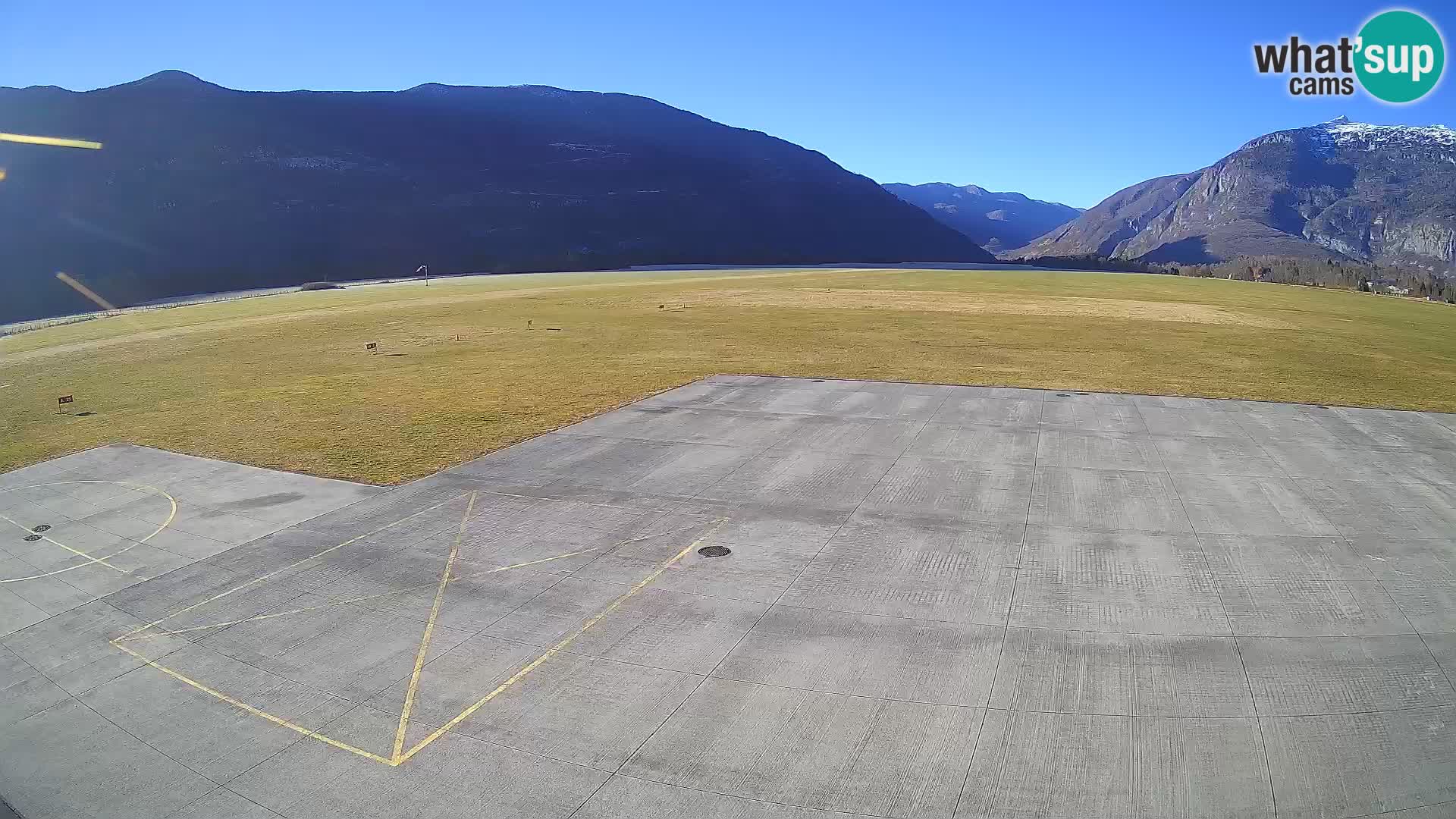 Webcam des Flughafens Bovec – Skydive Bovec