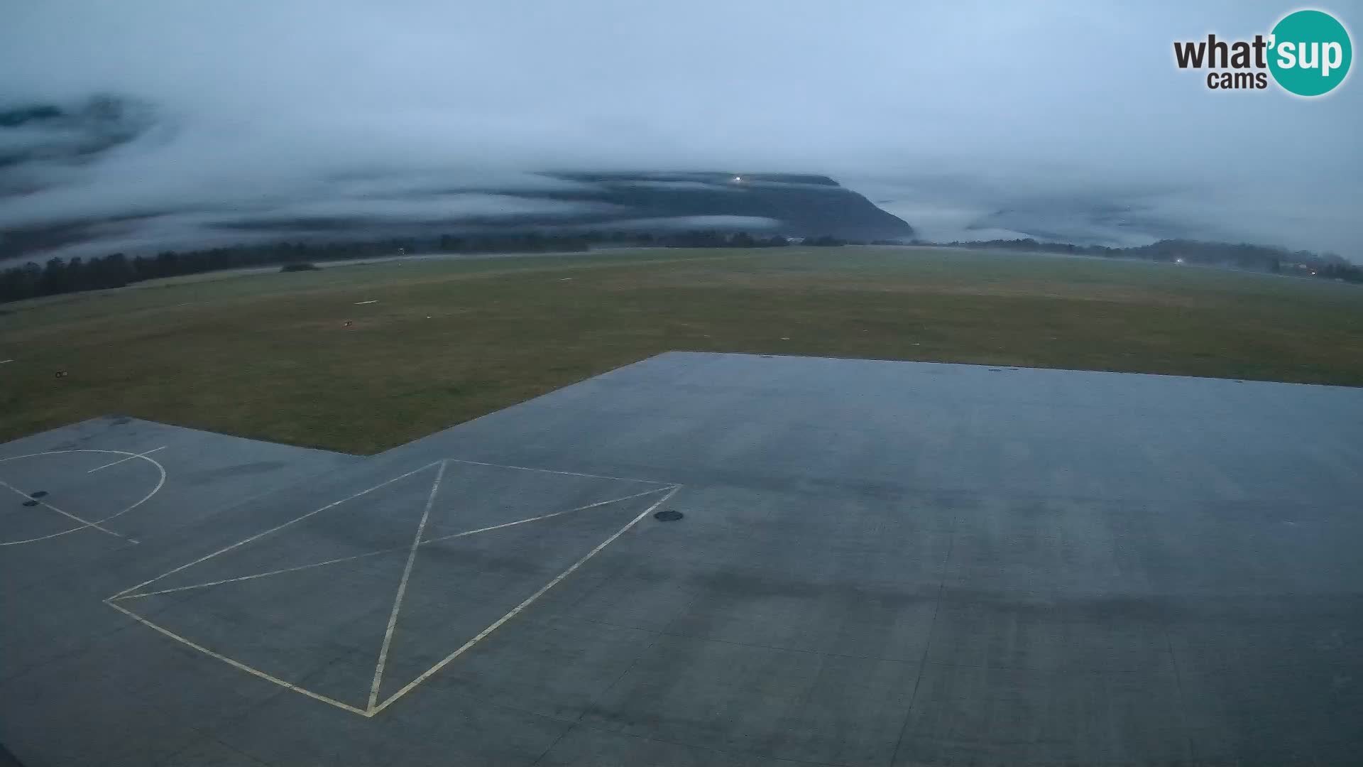Bovec spletna kamera letališče – Skydive Bovec