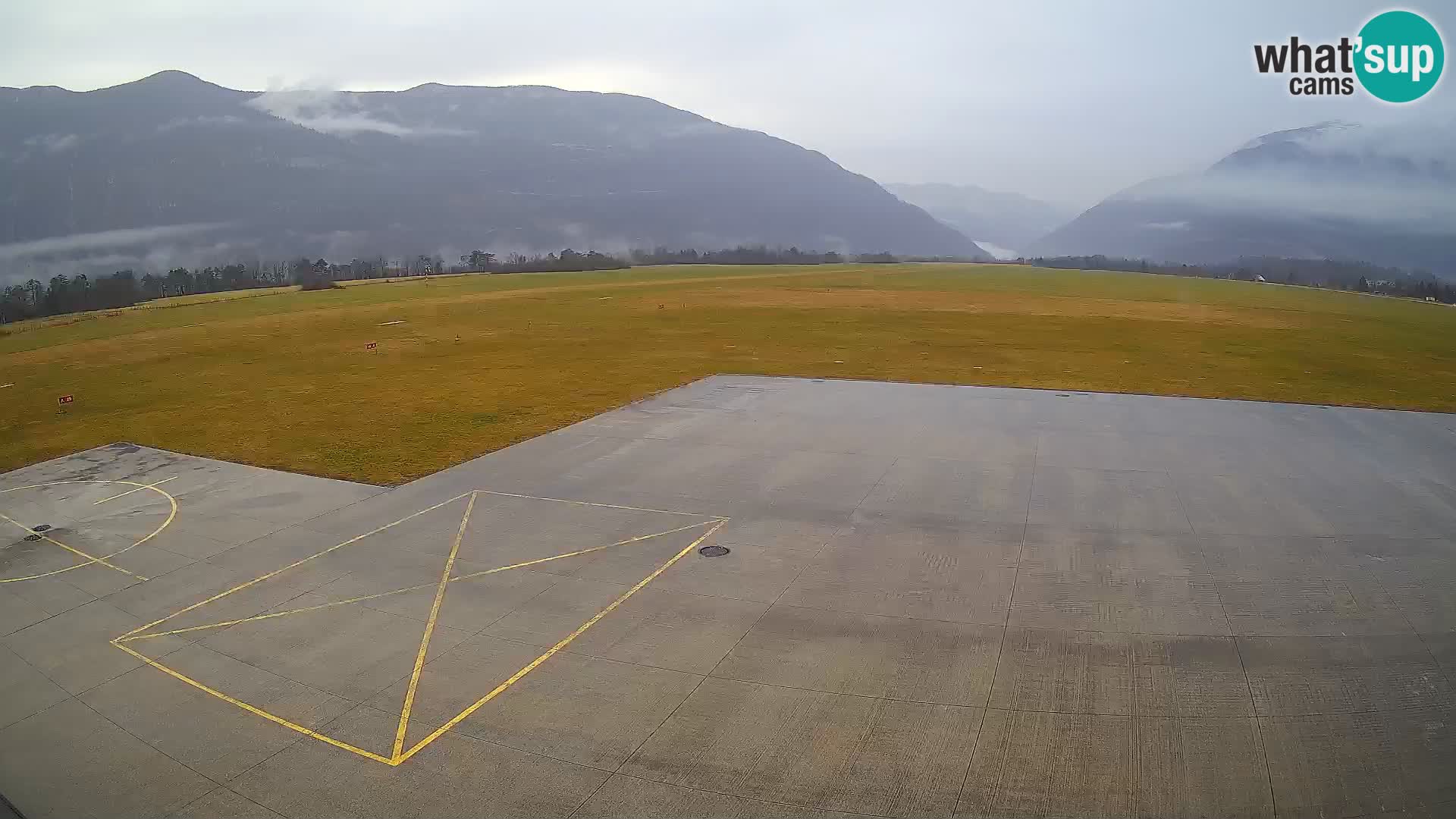 Webcam des Flughafens Bovec – Skydive Bovec