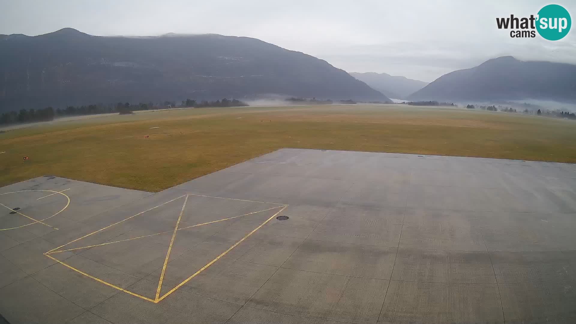Bovec airport webcam – Skydive Bovec