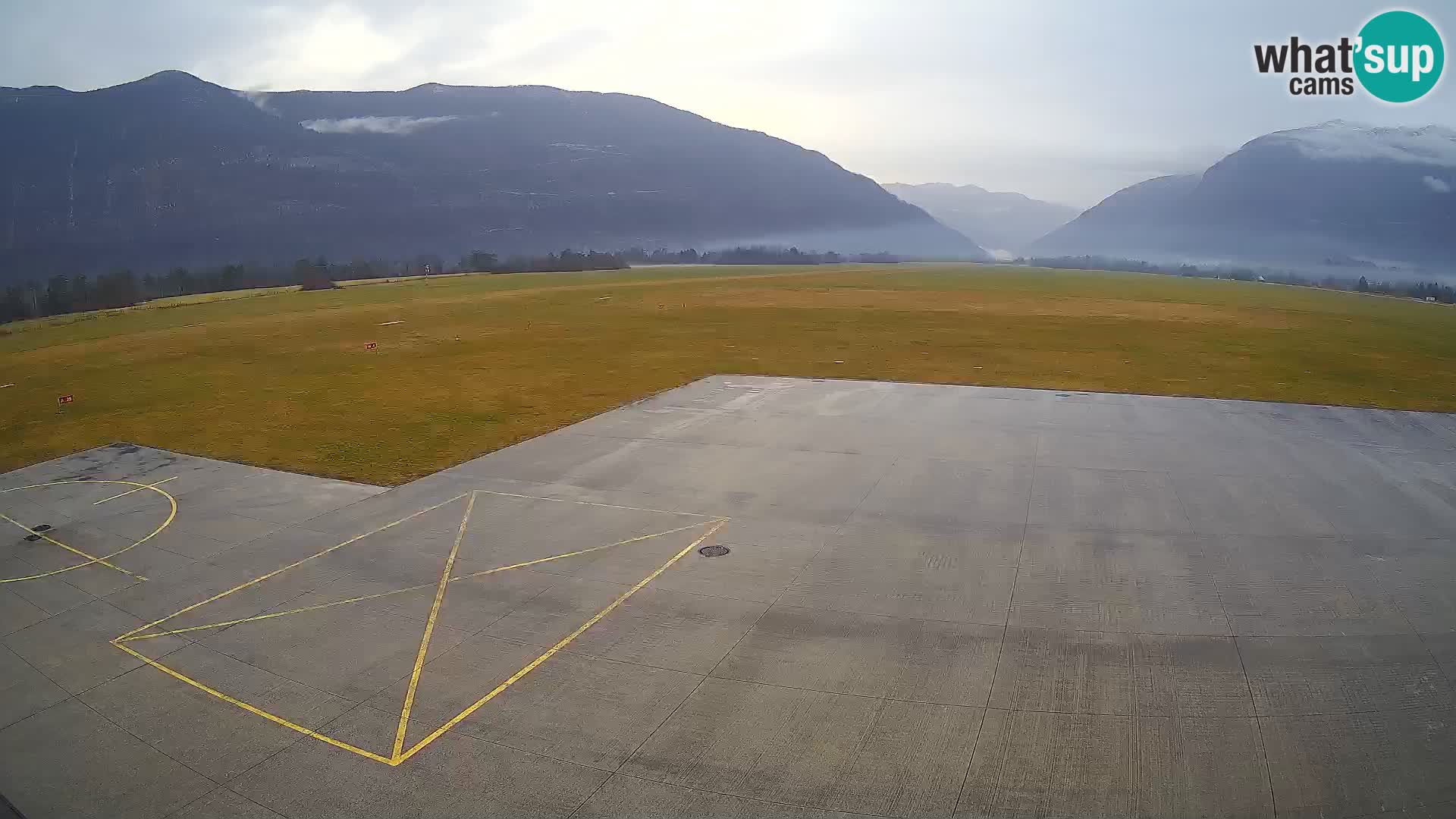 Cámara web del aeropuerto de Bovec – Skydive Bovec