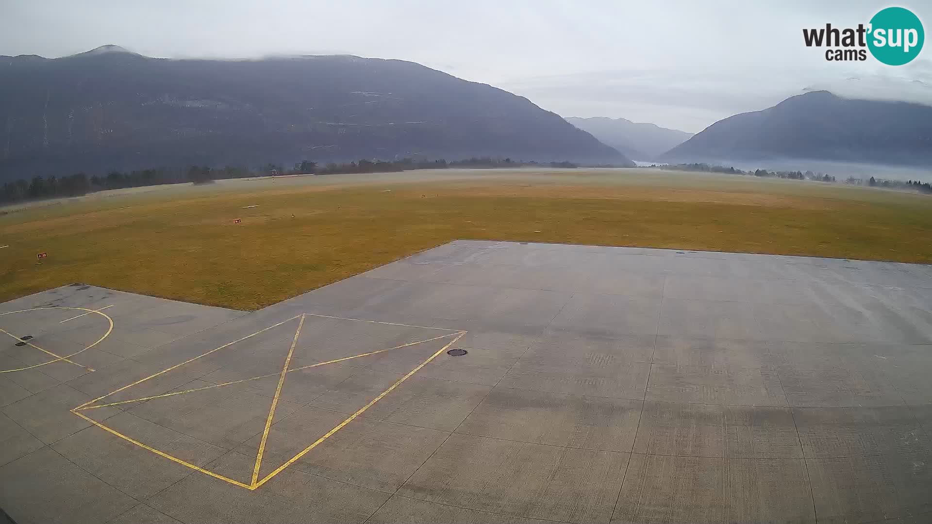 Cámara web del aeropuerto de Bovec – Skydive Bovec