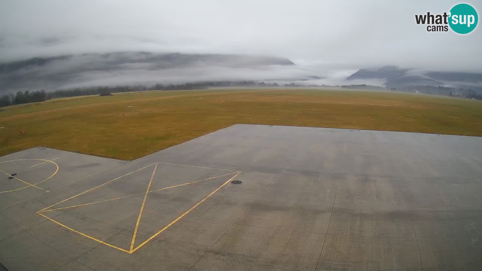 Webcam des Flughafens Bovec – Skydive Bovec