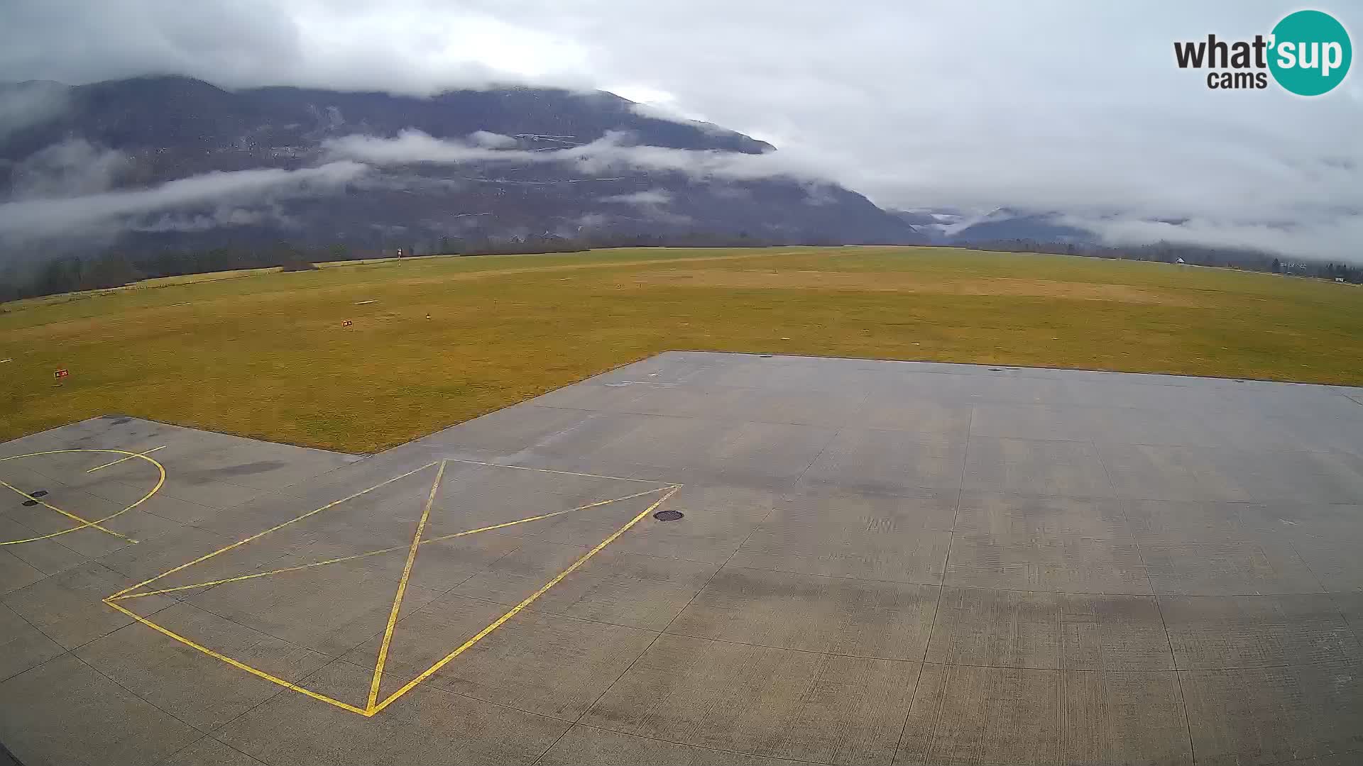 Webcam des Flughafens Bovec – Skydive Bovec