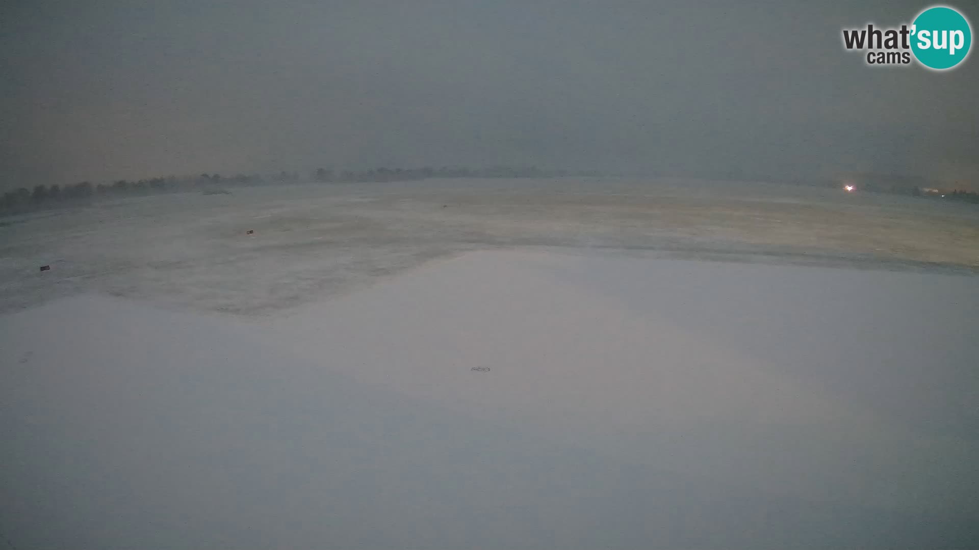 Bovec spletna kamera letališče – Skydive Bovec