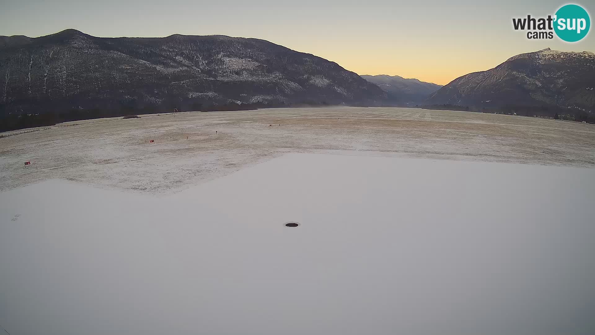 Bovec airport webcam – Skydive Bovec