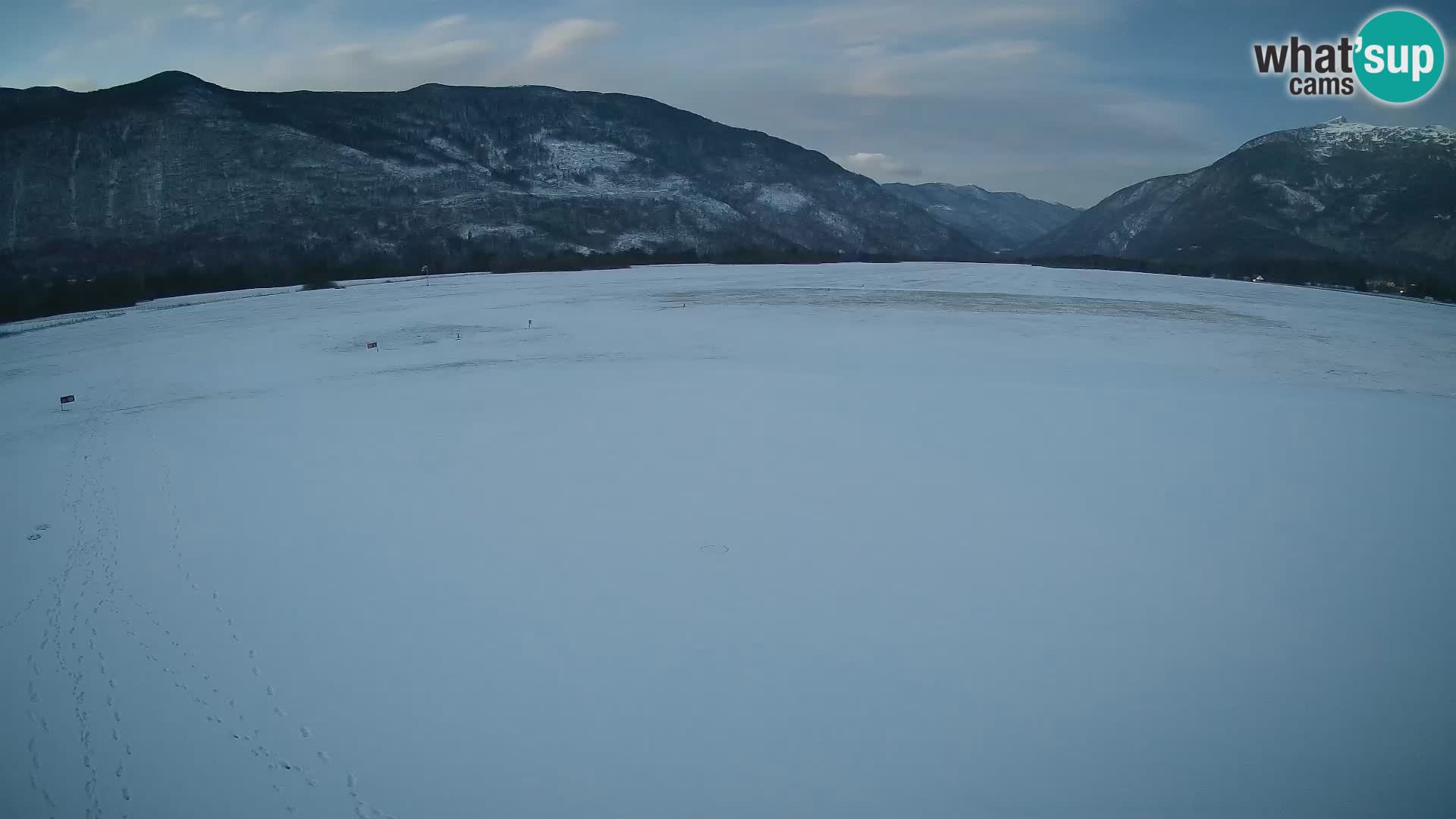 Bovec airport webcam – Skydive Bovec