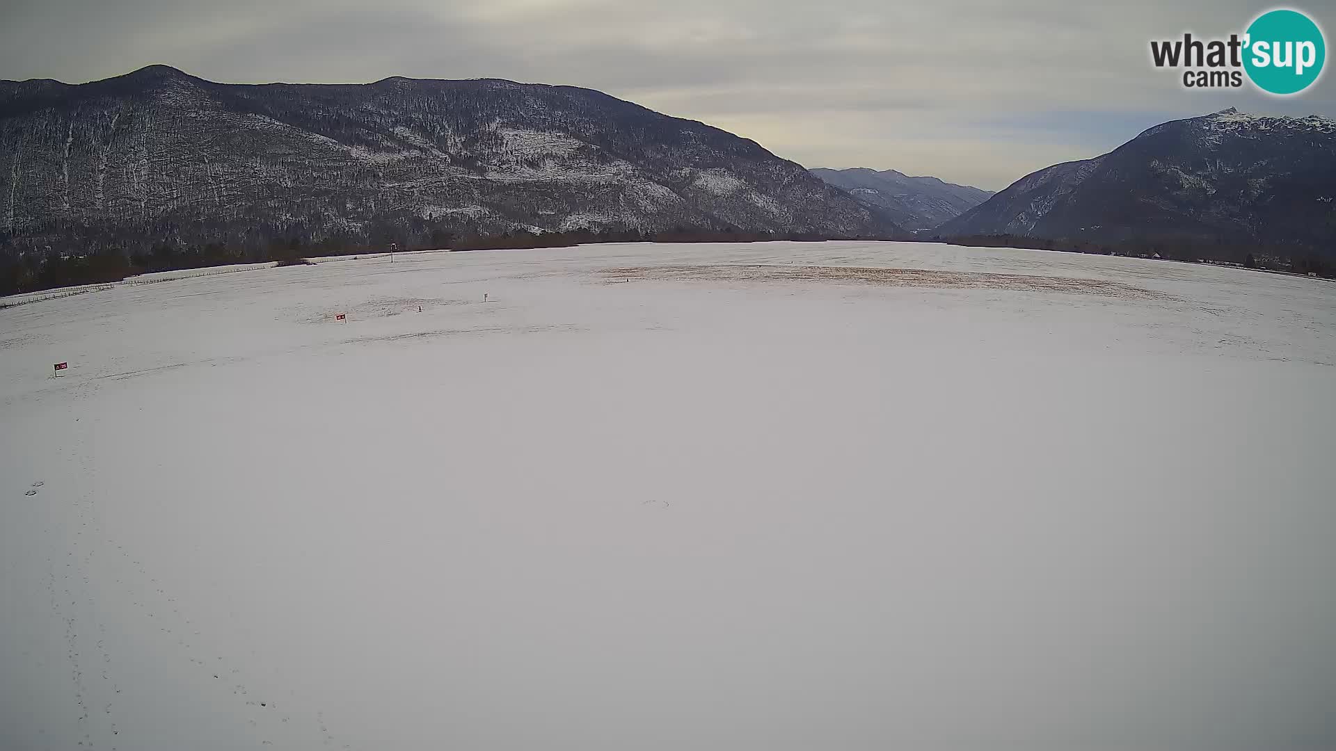 Webcam des Flughafens Bovec – Skydive Bovec