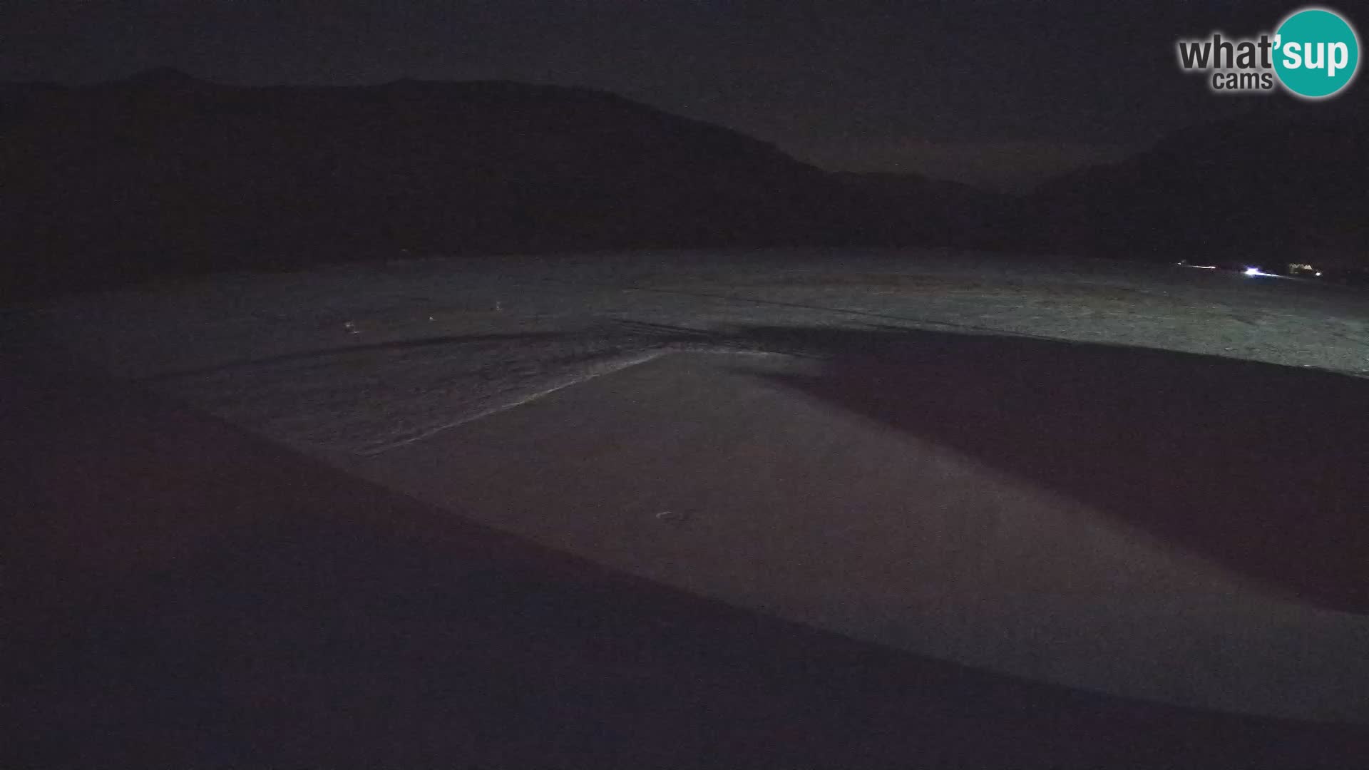 Webcam aereoporto di Bovec (Plezzo) – Vista verso il Kanin