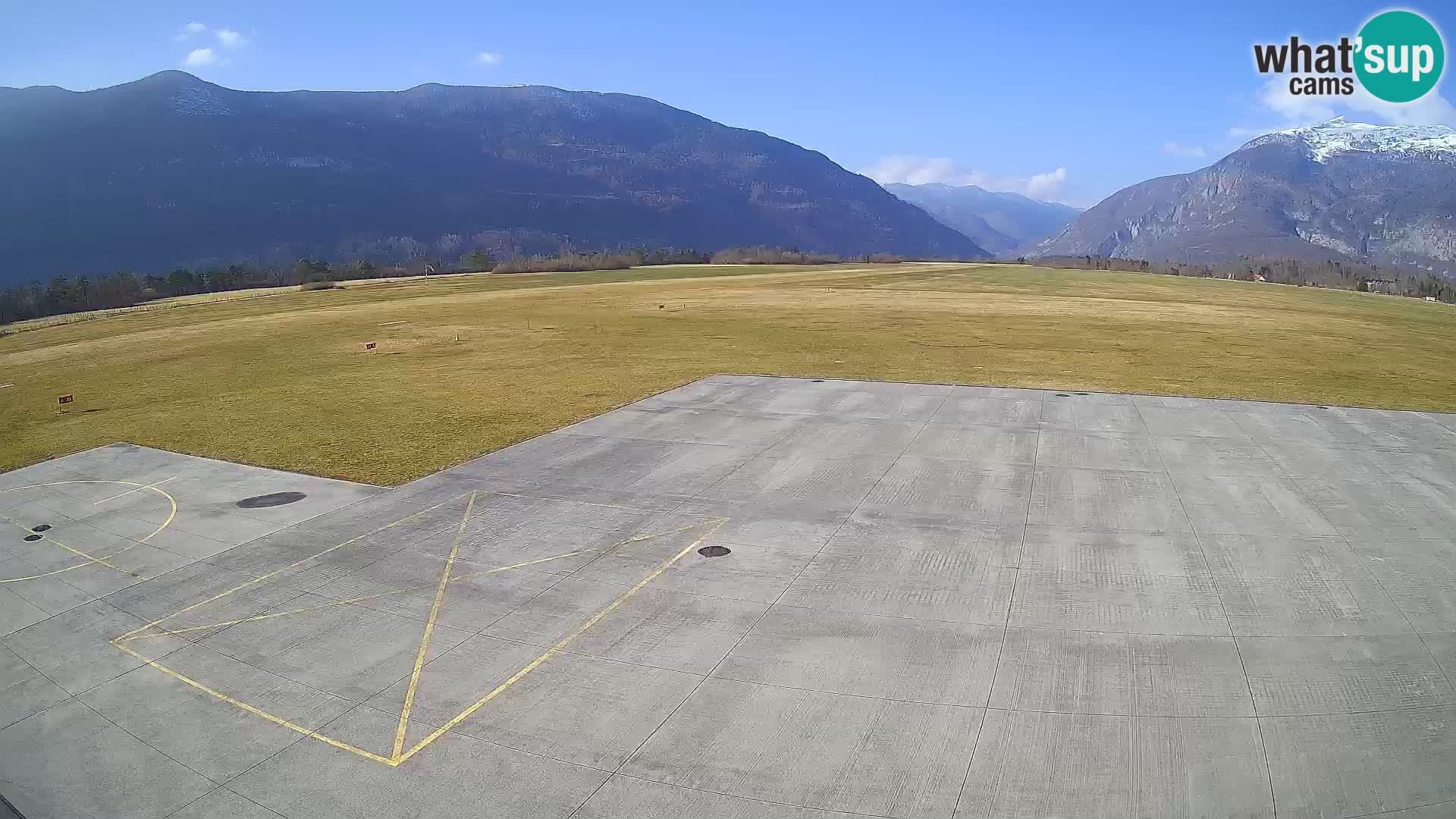 Webcam des Flughafens Bovec – Skydive Bovec