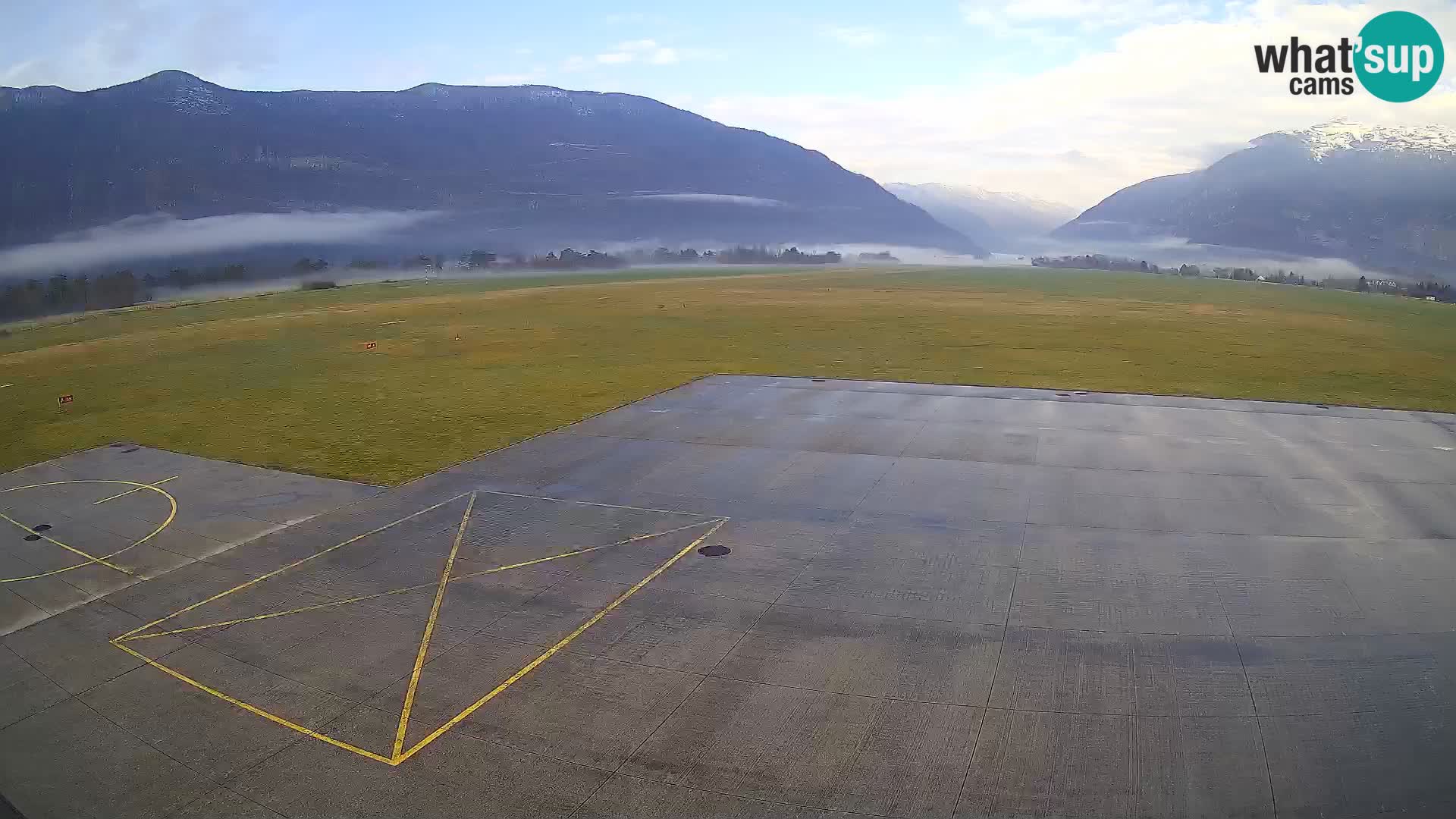 Bovec airport webcam – Skydive Bovec