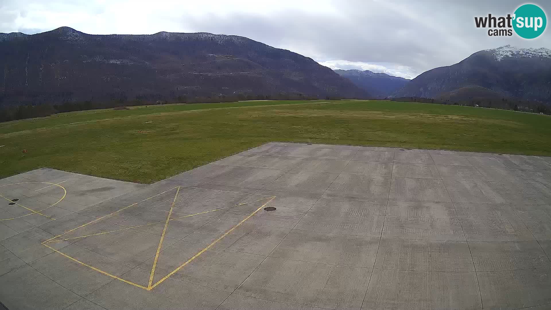 Cámara web del aeropuerto de Bovec – Skydive Bovec
