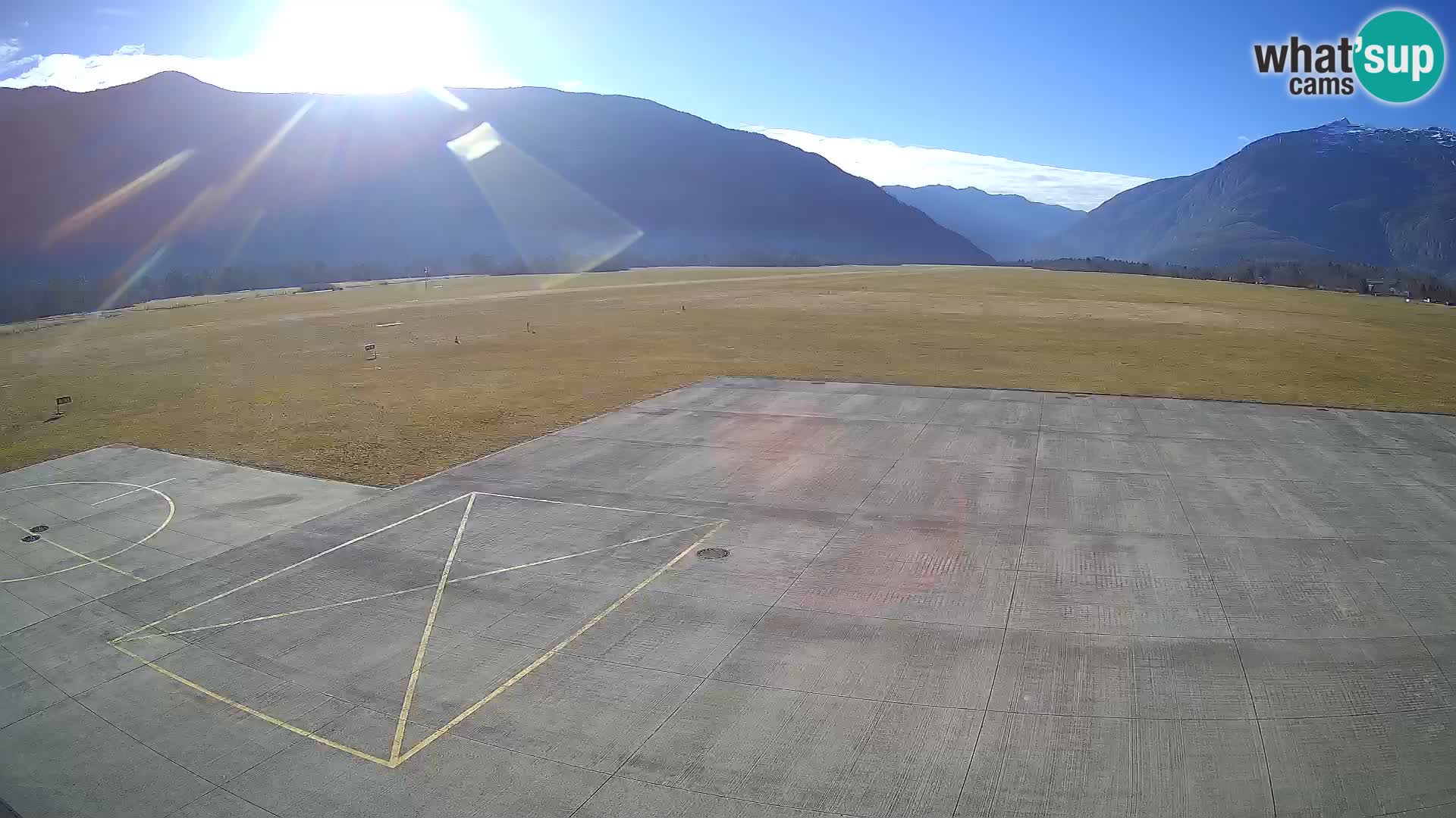 Bovec airport webcam – Skydive Bovec