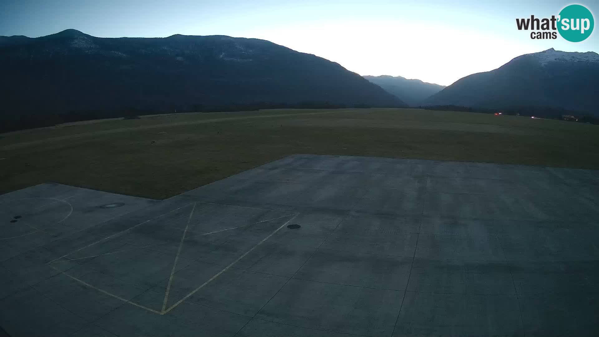 Webcam de l’aéroport de Bovec – Skydive Bovec