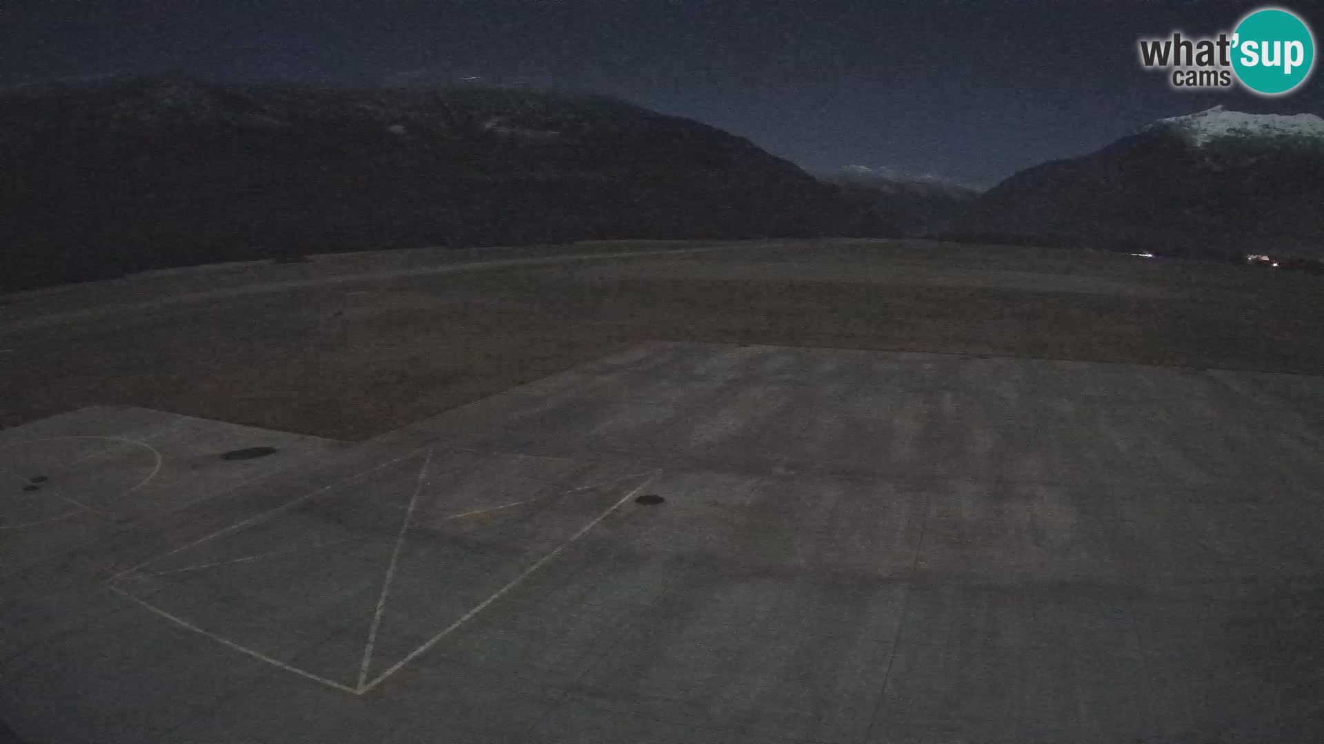Cámara web del aeropuerto de Bovec – Skydive Bovec