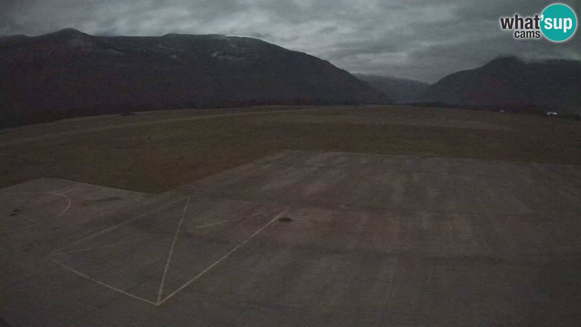 Cámara web del aeropuerto de Bovec – Skydive Bovec