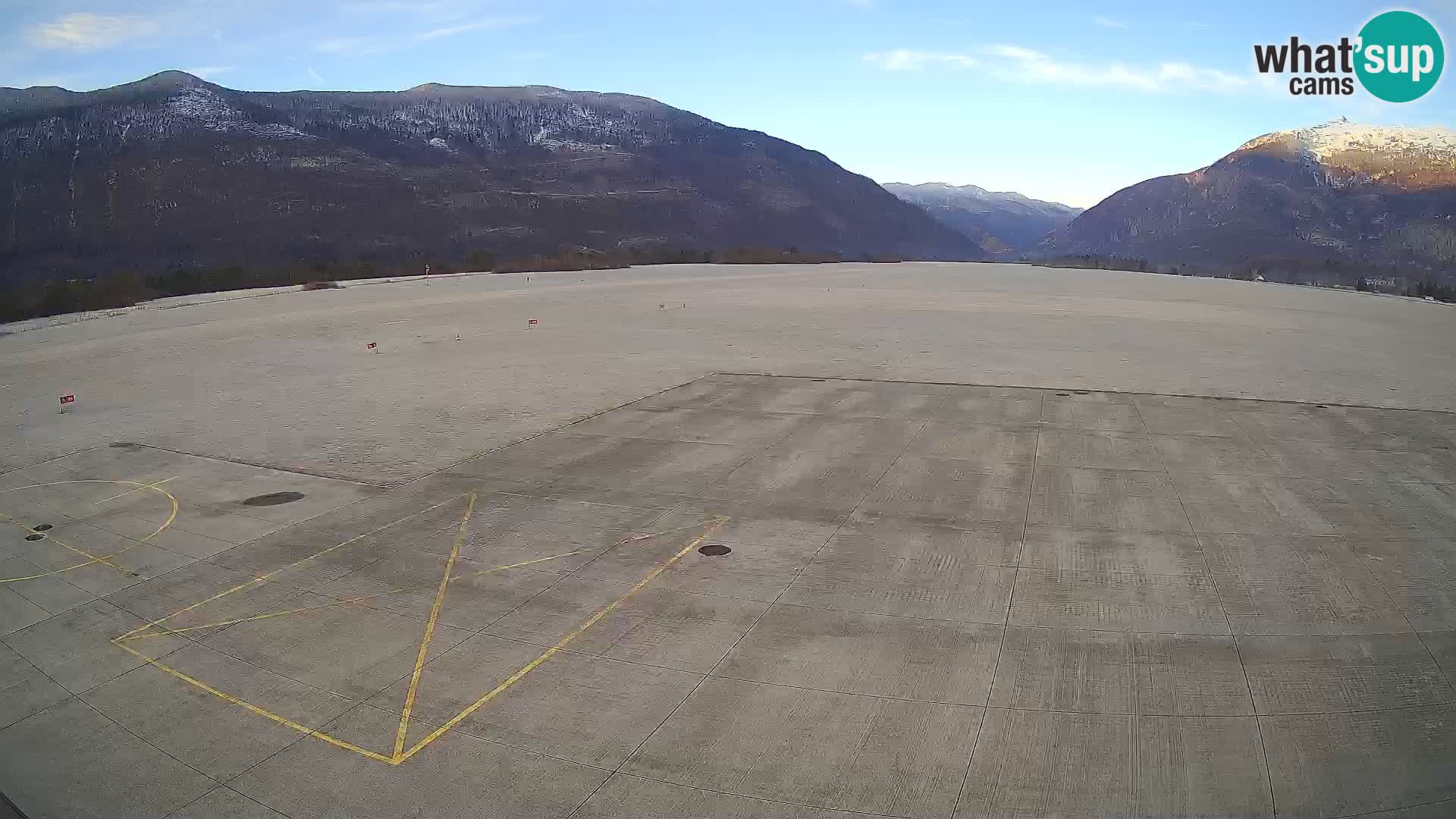 Webcam des Flughafens Bovec – Skydive Bovec
