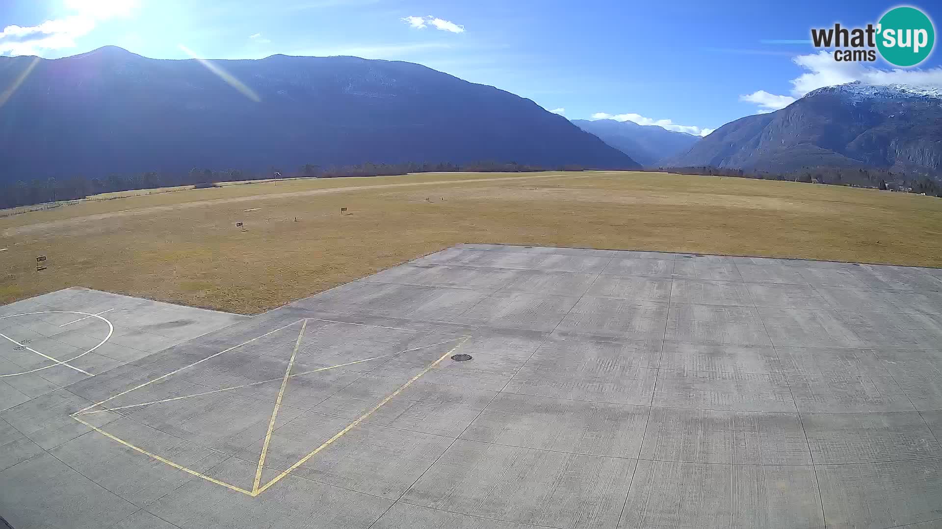 Webcam des Flughafens Bovec – Skydive Bovec