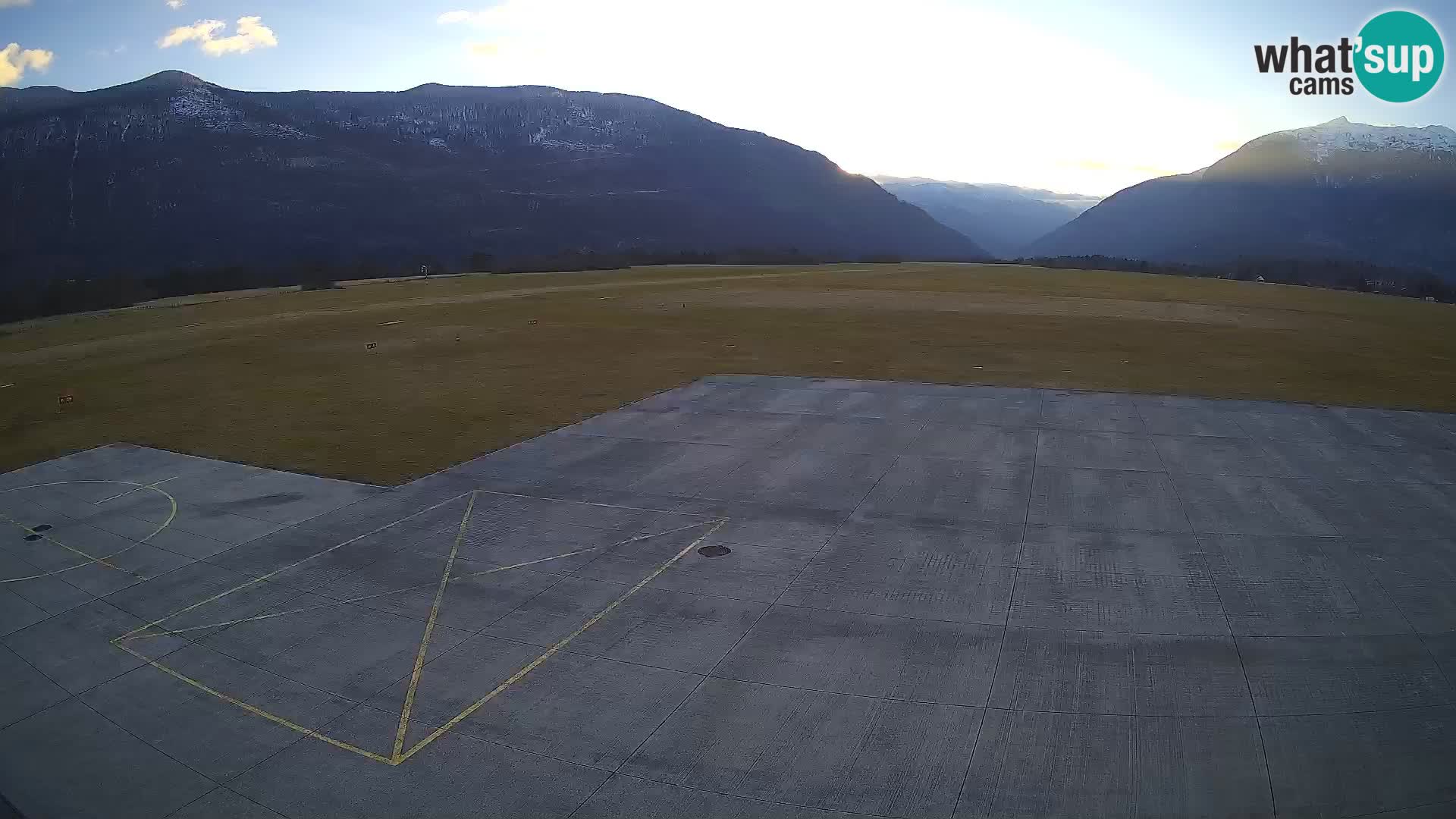 Cámara web del aeropuerto de Bovec – Skydive Bovec