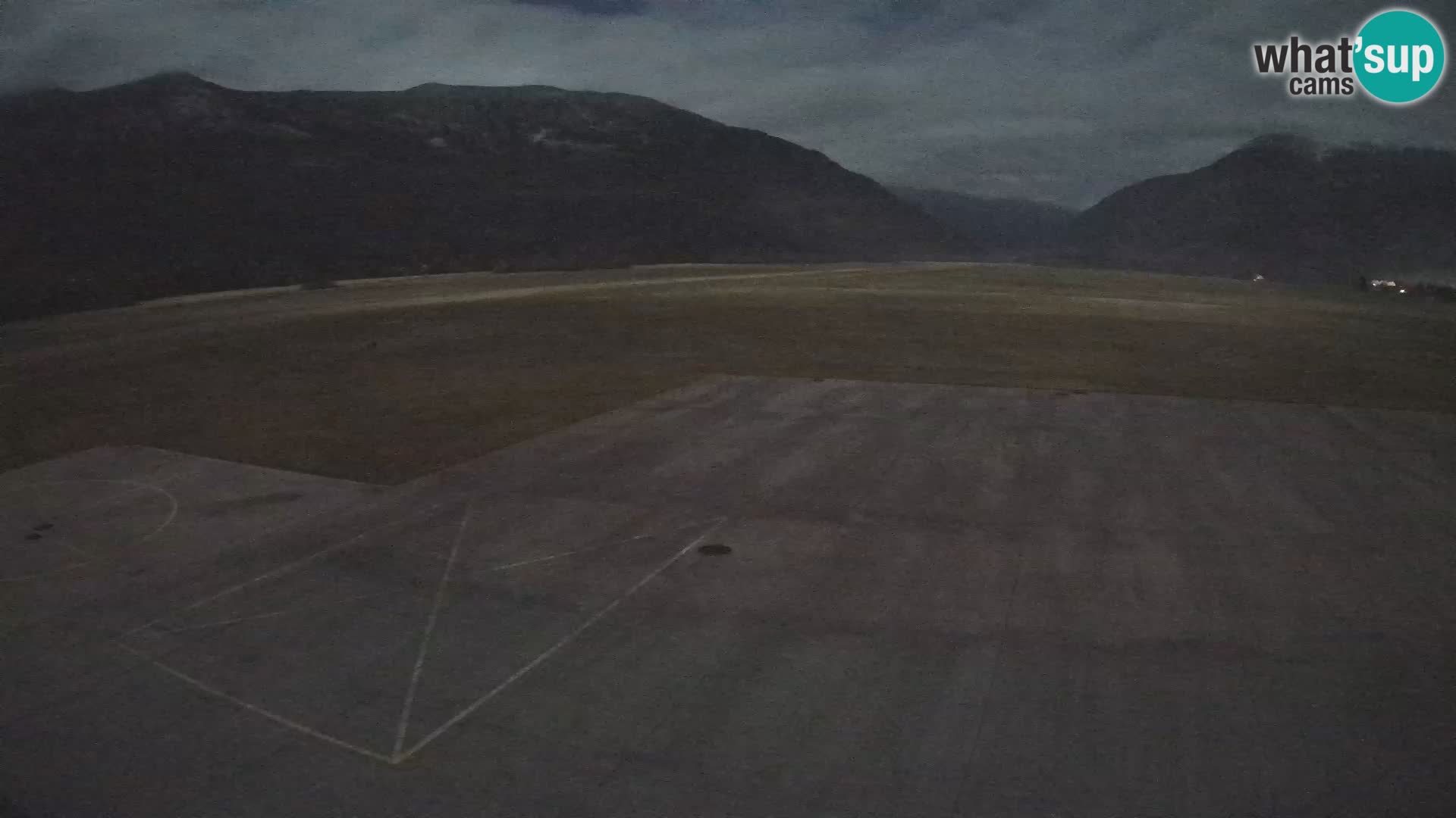 Bovec airport webcam – Skydive Bovec