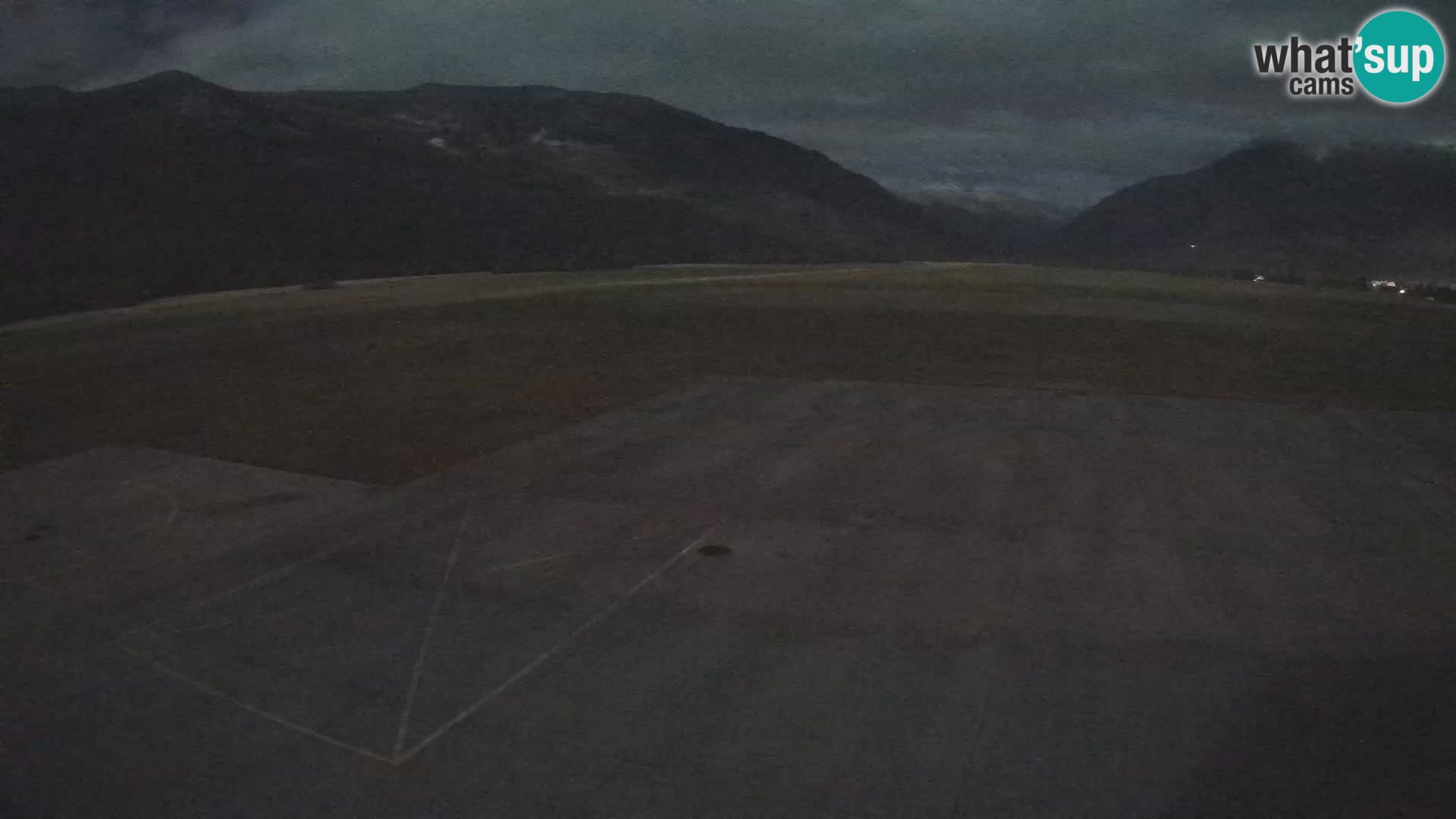 Bovec airport webcam – Skydive Bovec