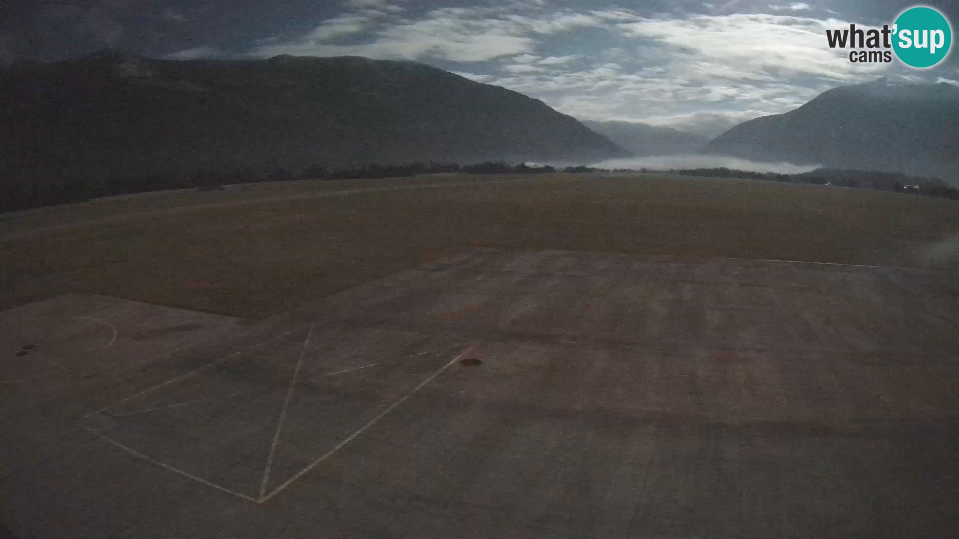 Bovec spletna kamera letališče – Skydive Bovec