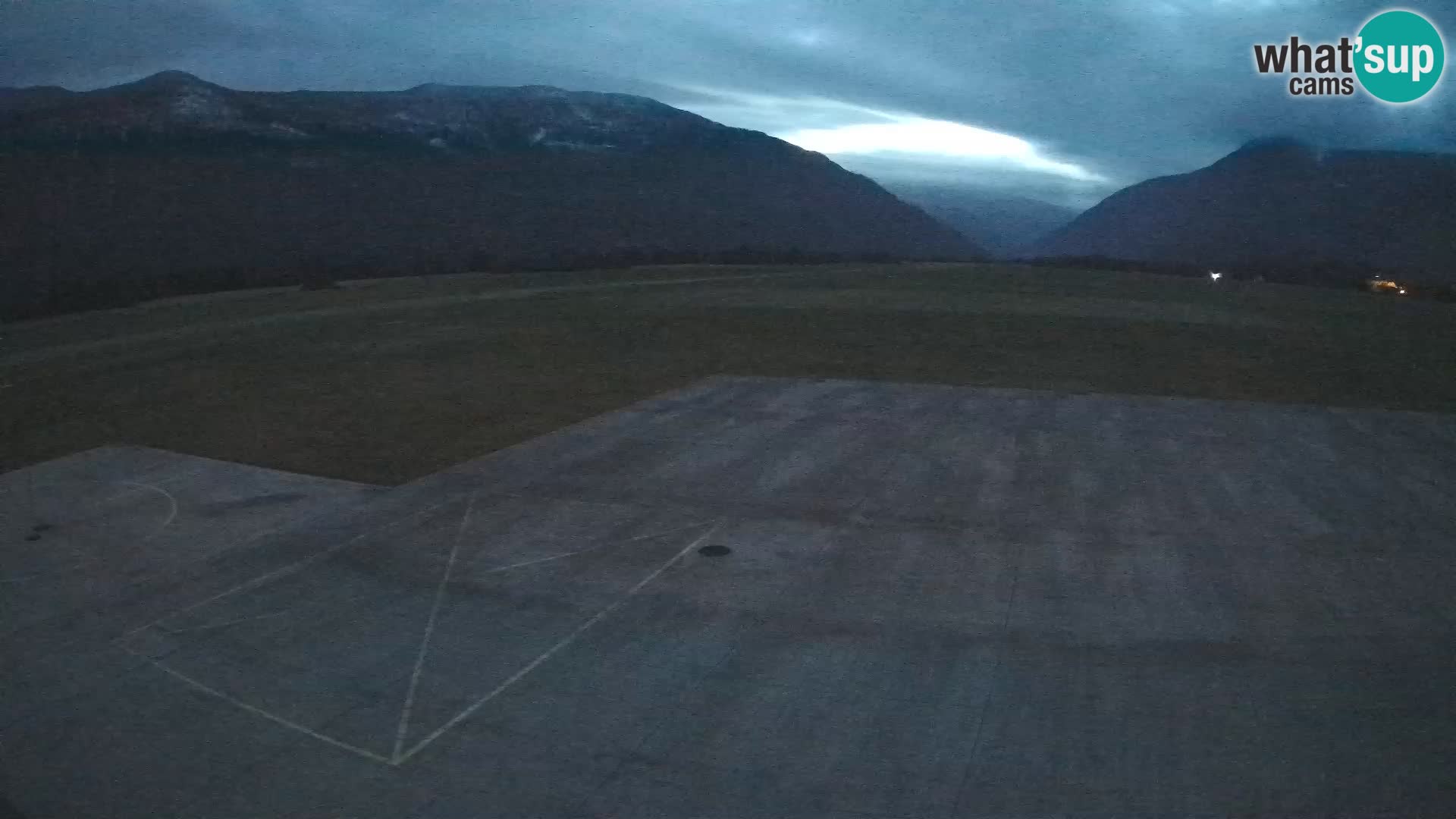 Cámara web del aeropuerto de Bovec – Skydive Bovec