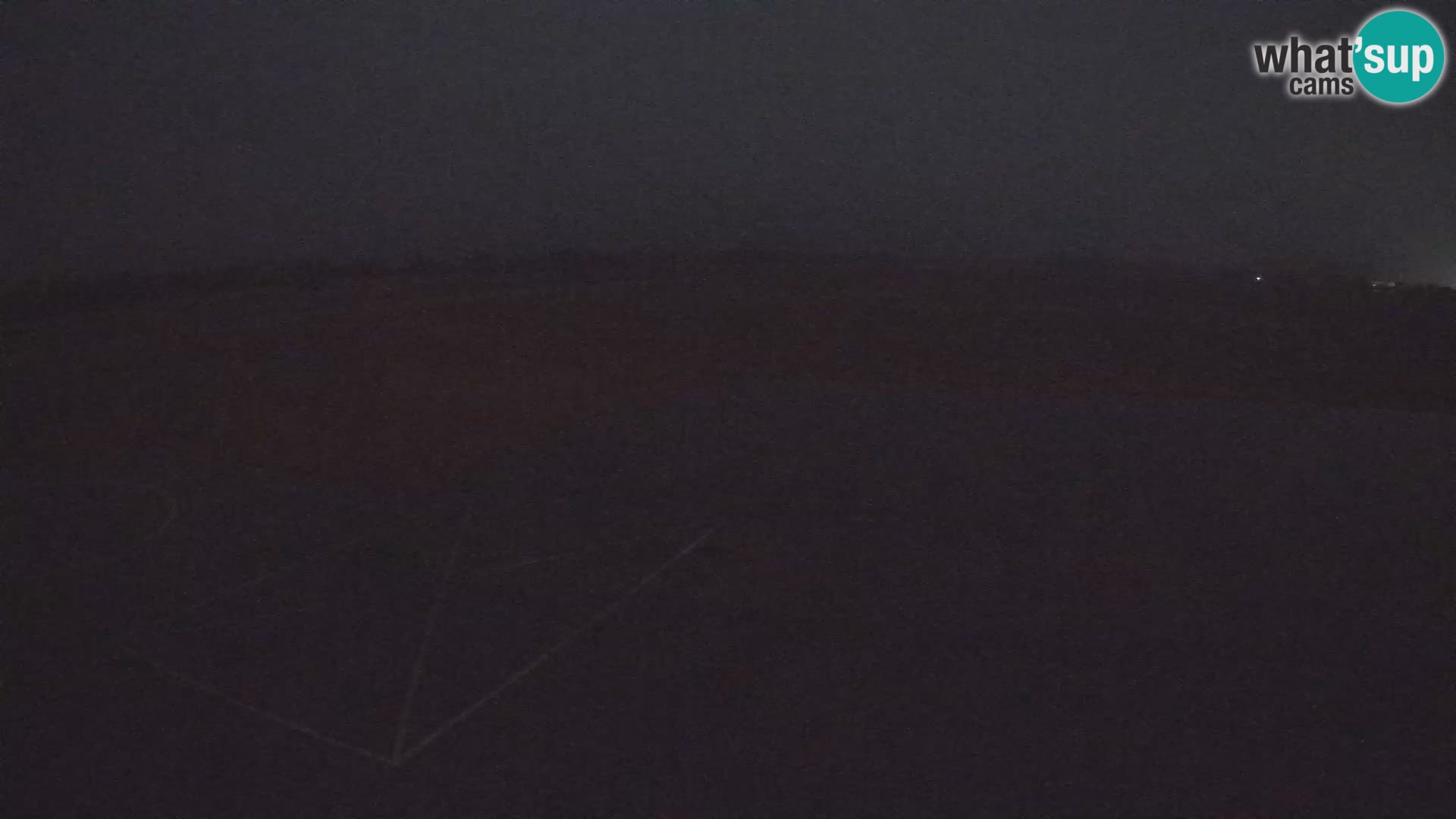 Webcam aereoporto di Bovec (Plezzo) – Vista verso il Kanin