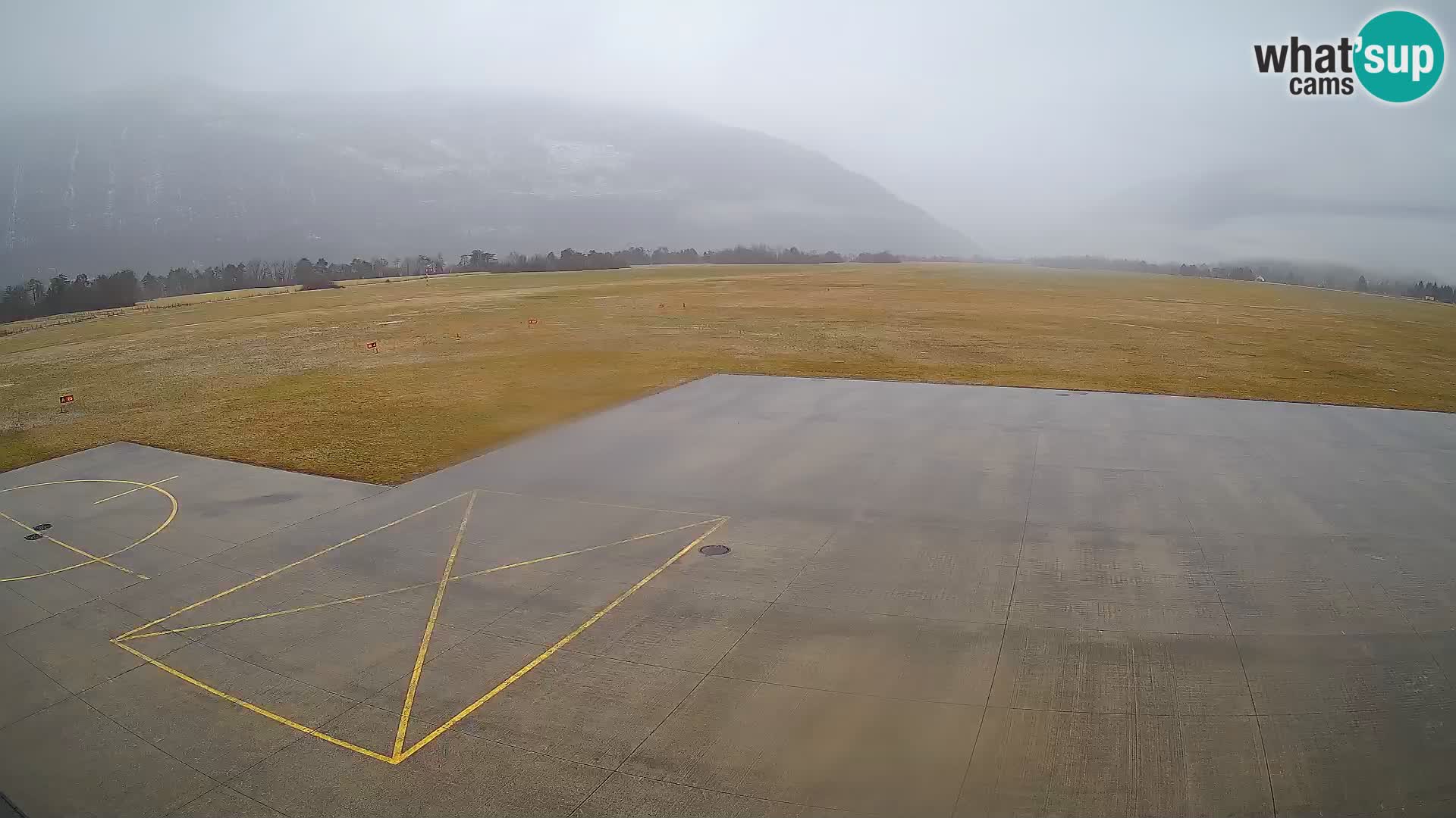 Web kamera zračne luke Bovec – Skydive Bovec