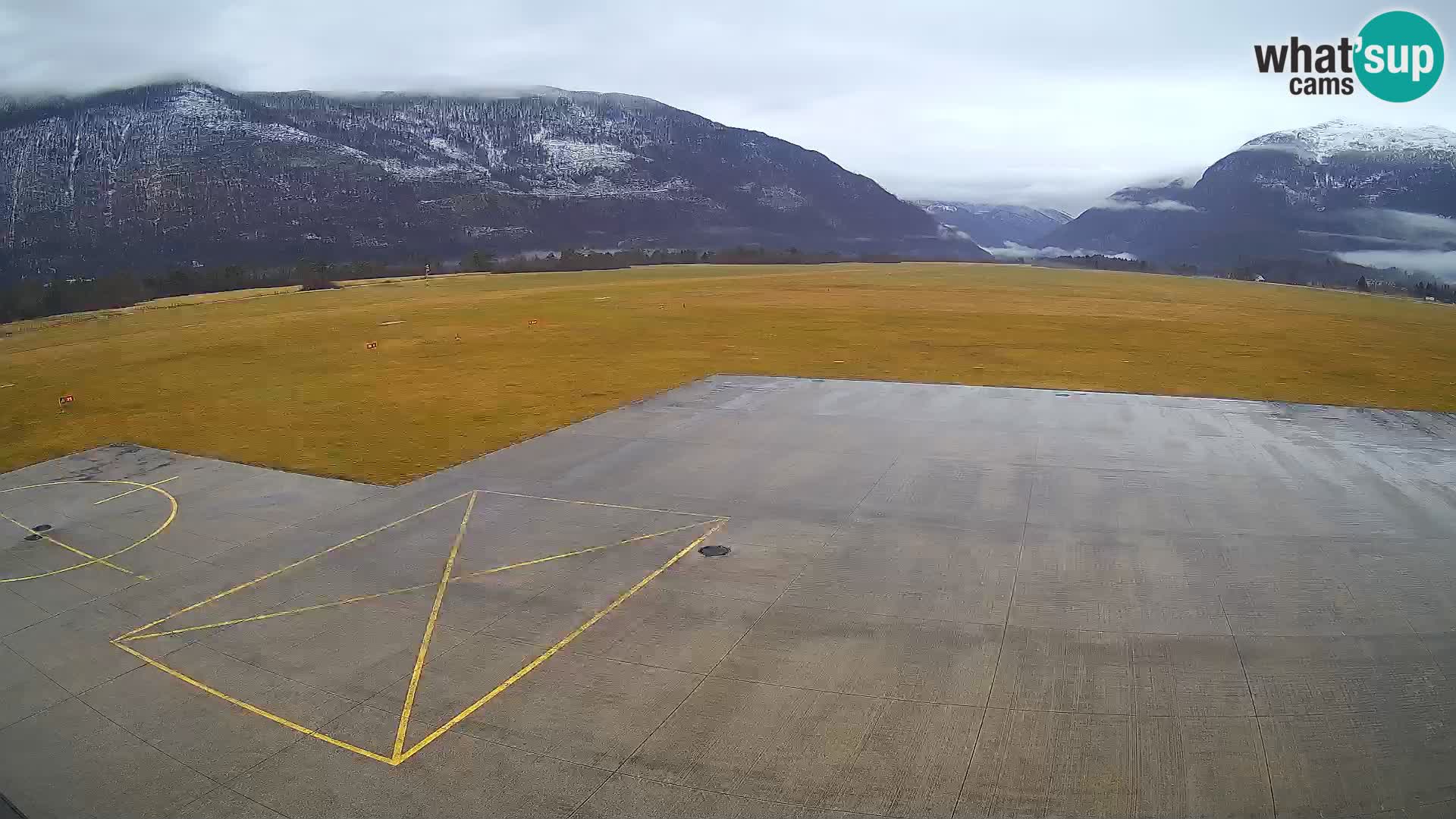 Webcam des Flughafens Bovec – Skydive Bovec