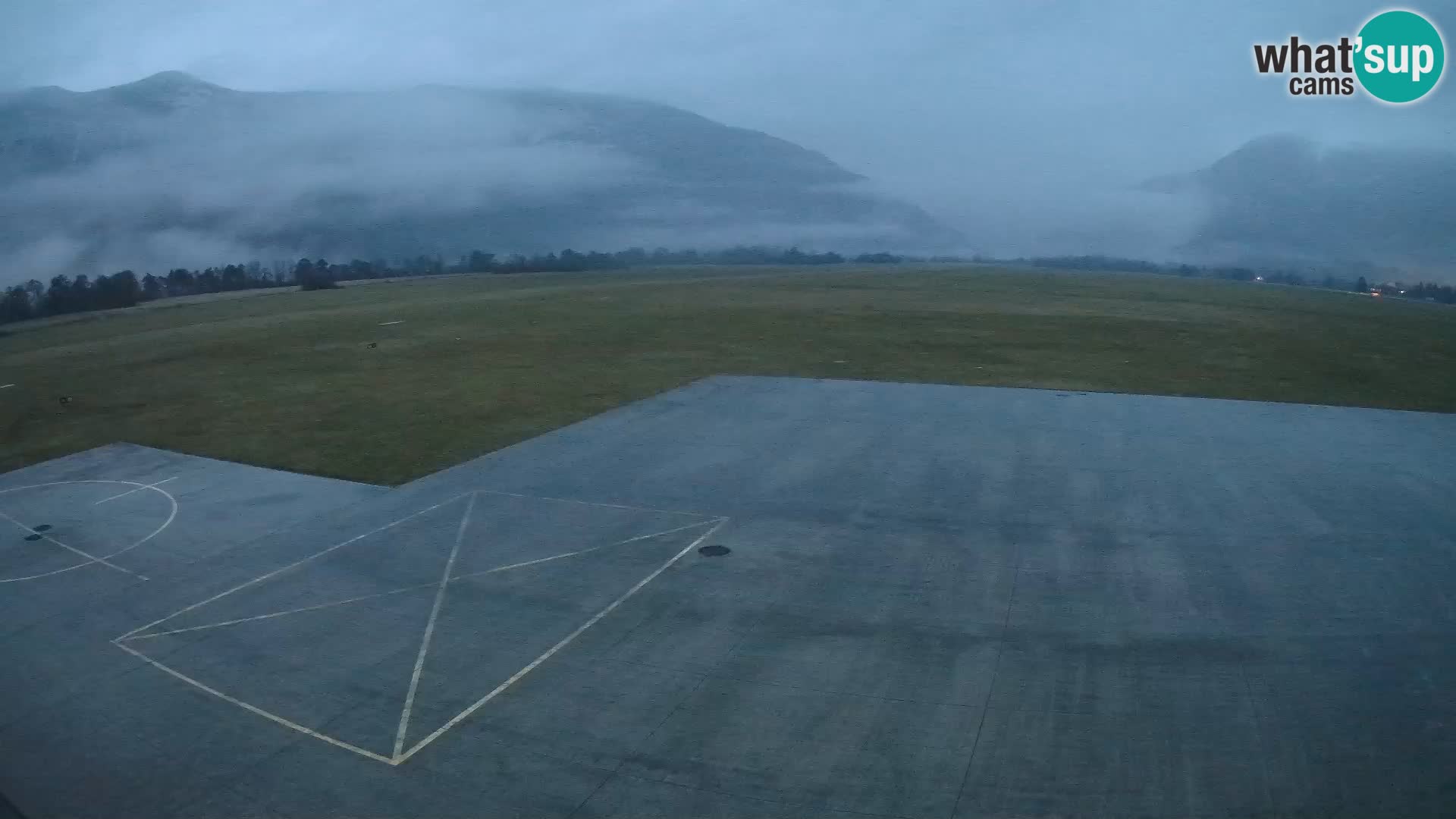 Bovec airport webcam – Skydive Bovec