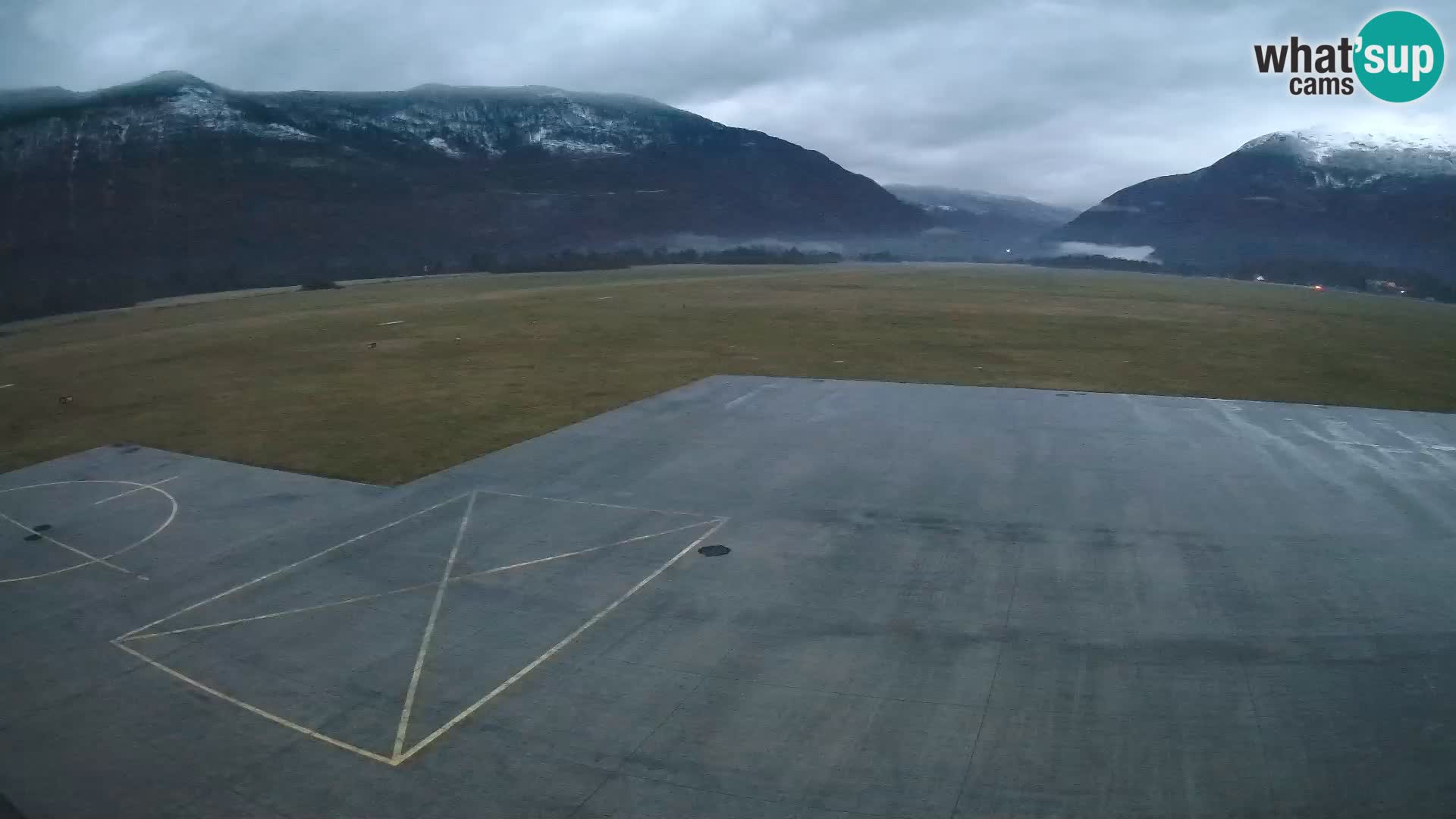 Webcam des Flughafens Bovec – Skydive Bovec