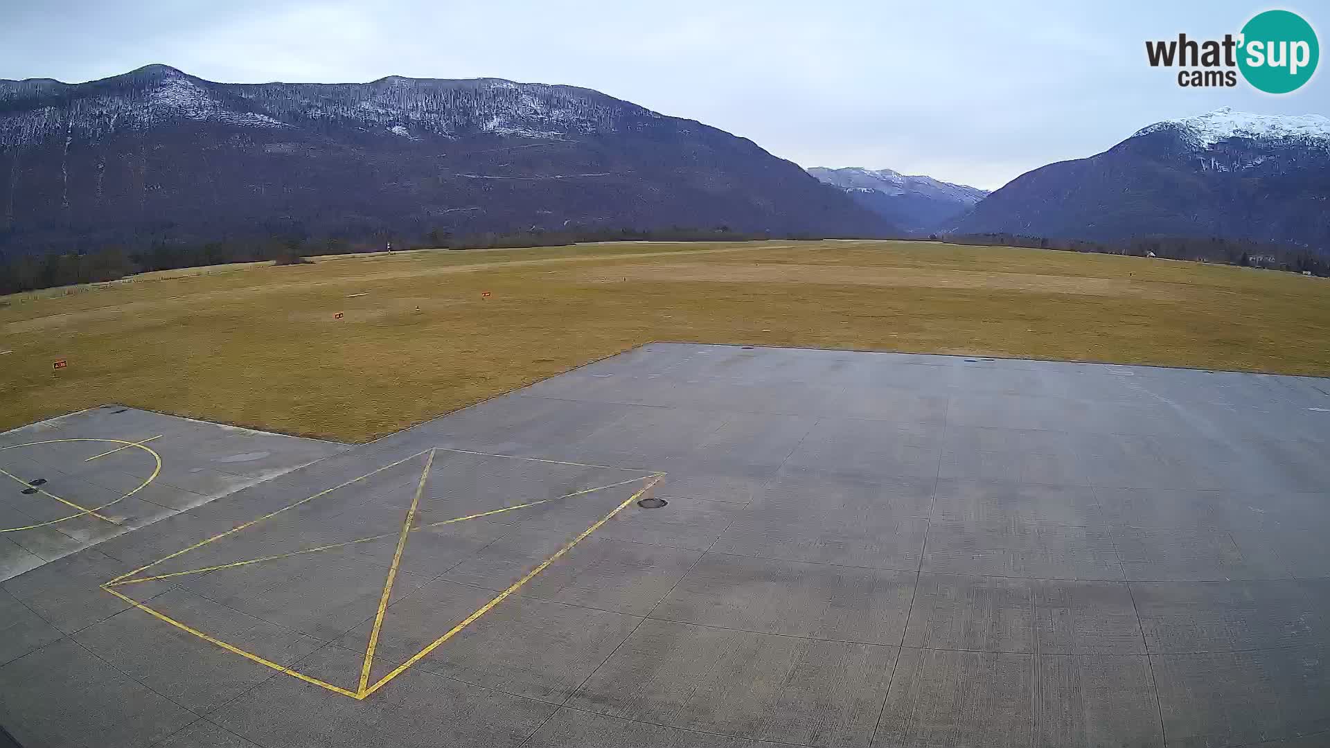 Cámara web del aeropuerto de Bovec – Skydive Bovec