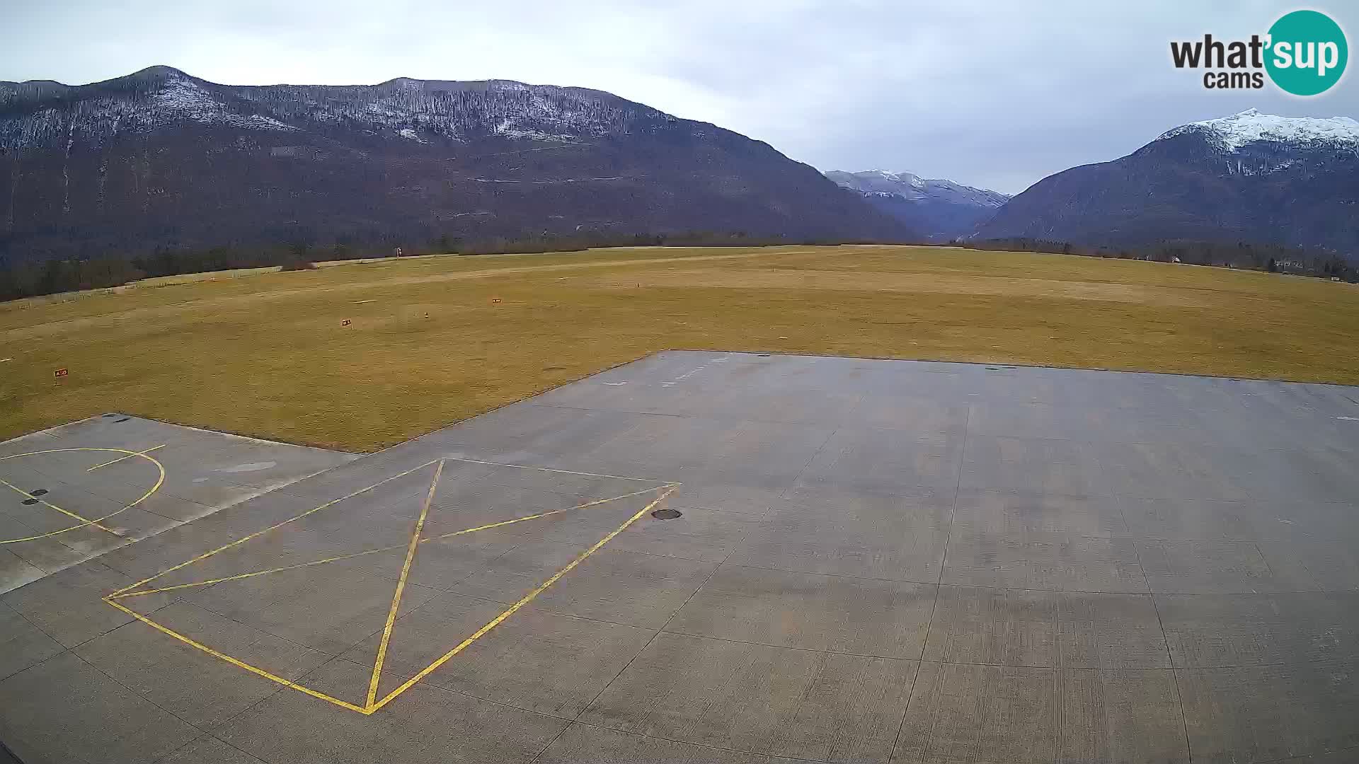 Cámara web del aeropuerto de Bovec – Skydive Bovec