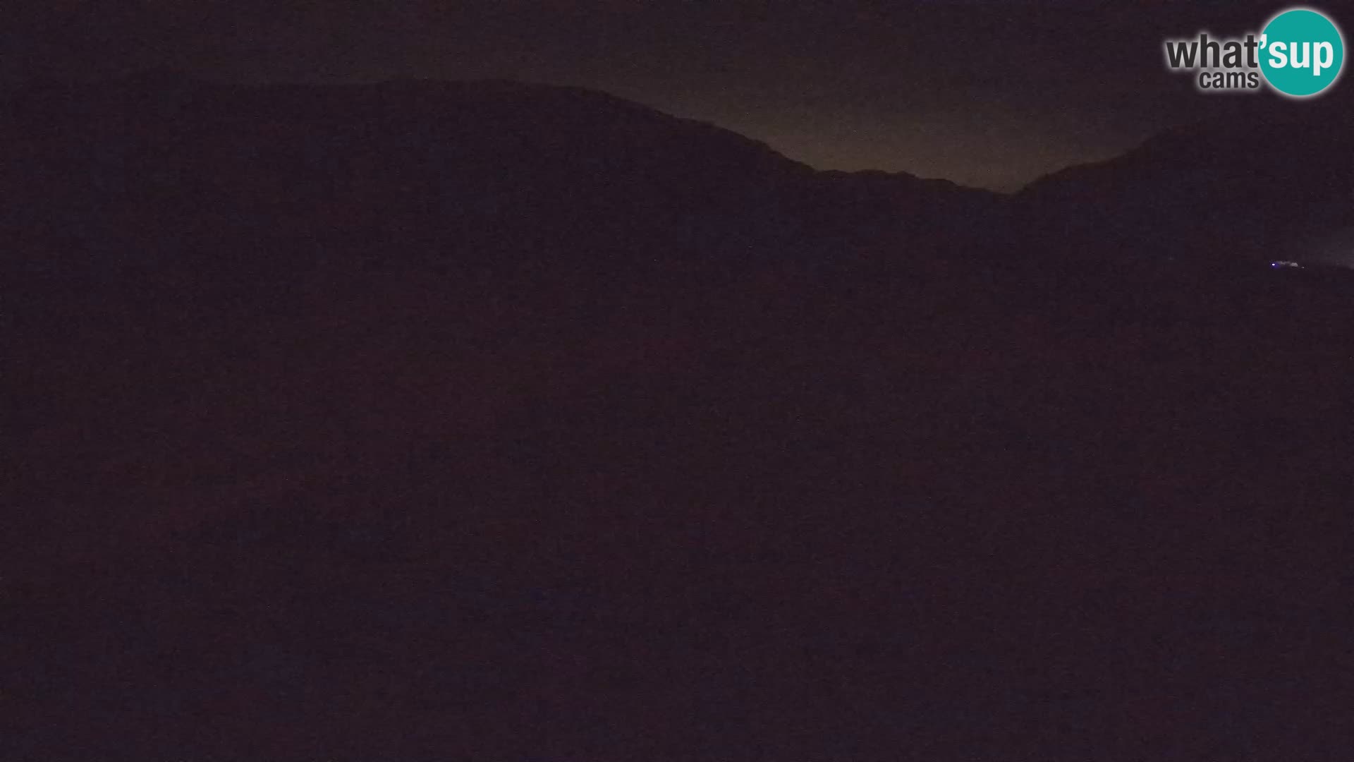 Webcam aereoporto di Bovec (Plezzo) – Vista verso il Kanin