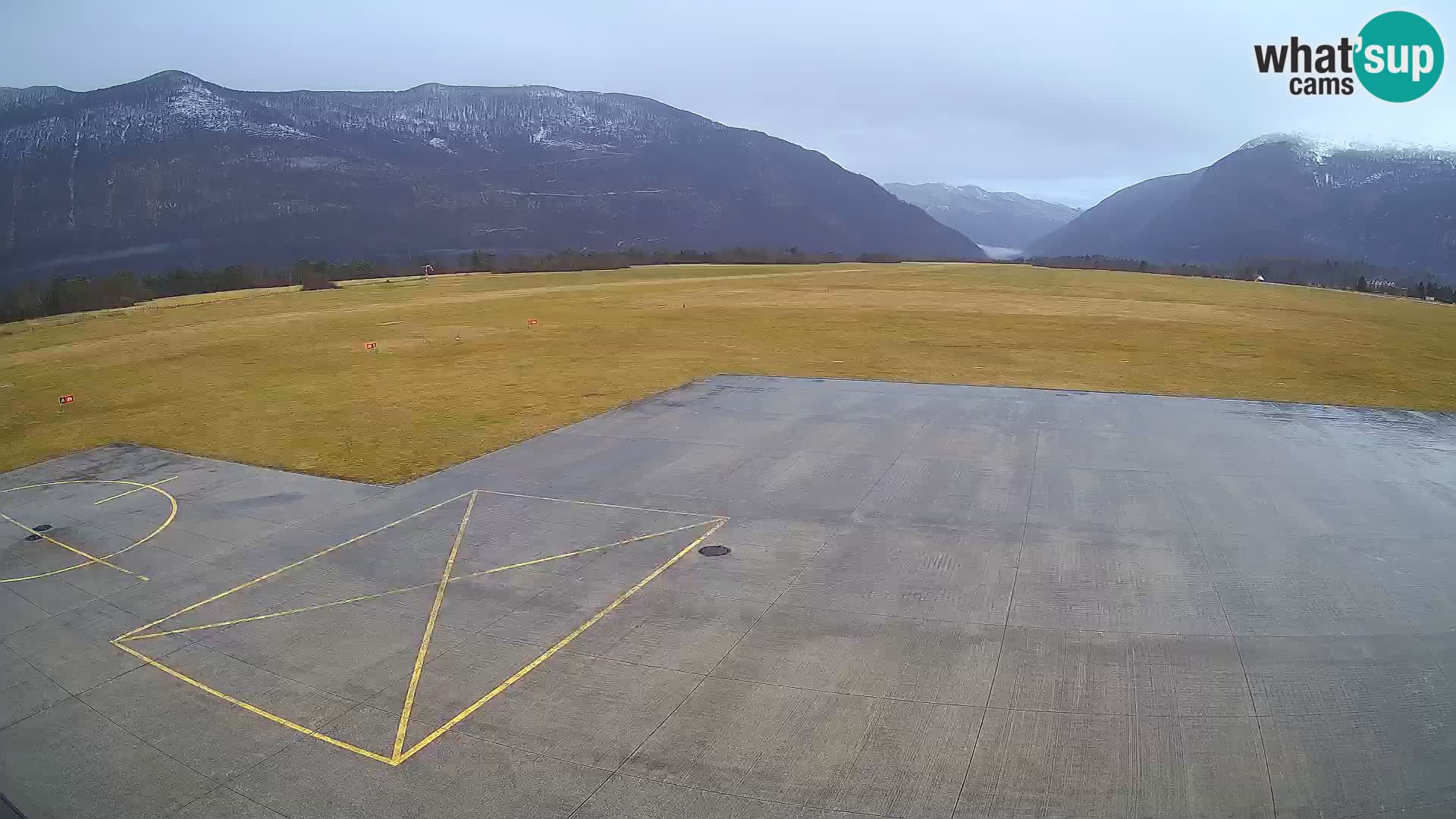 Cámara web del aeropuerto de Bovec – Skydive Bovec